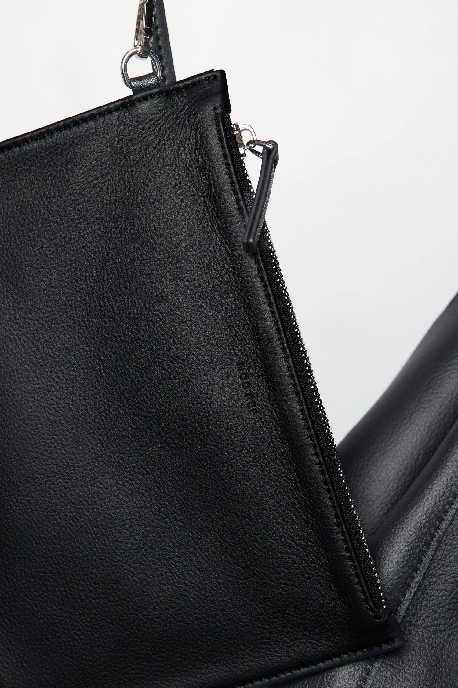 8857790644445, The Kenzie Bindle Bag, Bags, Mod Ref | Common Market, accessories,bag,bags,cf-color-khaki,cf-color-white,cf-vendor-mod-ref-common-market,dark brown,modrefcommonmarket,Oversized,purse, Information The Kenzie Bindle Bag is a spacious, oversized shoulder bag crafted from 100% cowhide combining lasting durability with a refined, natural texture. Designed for both style and practicality, it features an open top for easy access, a secure interior zipper pocket, and a soft suede lining for a touch o