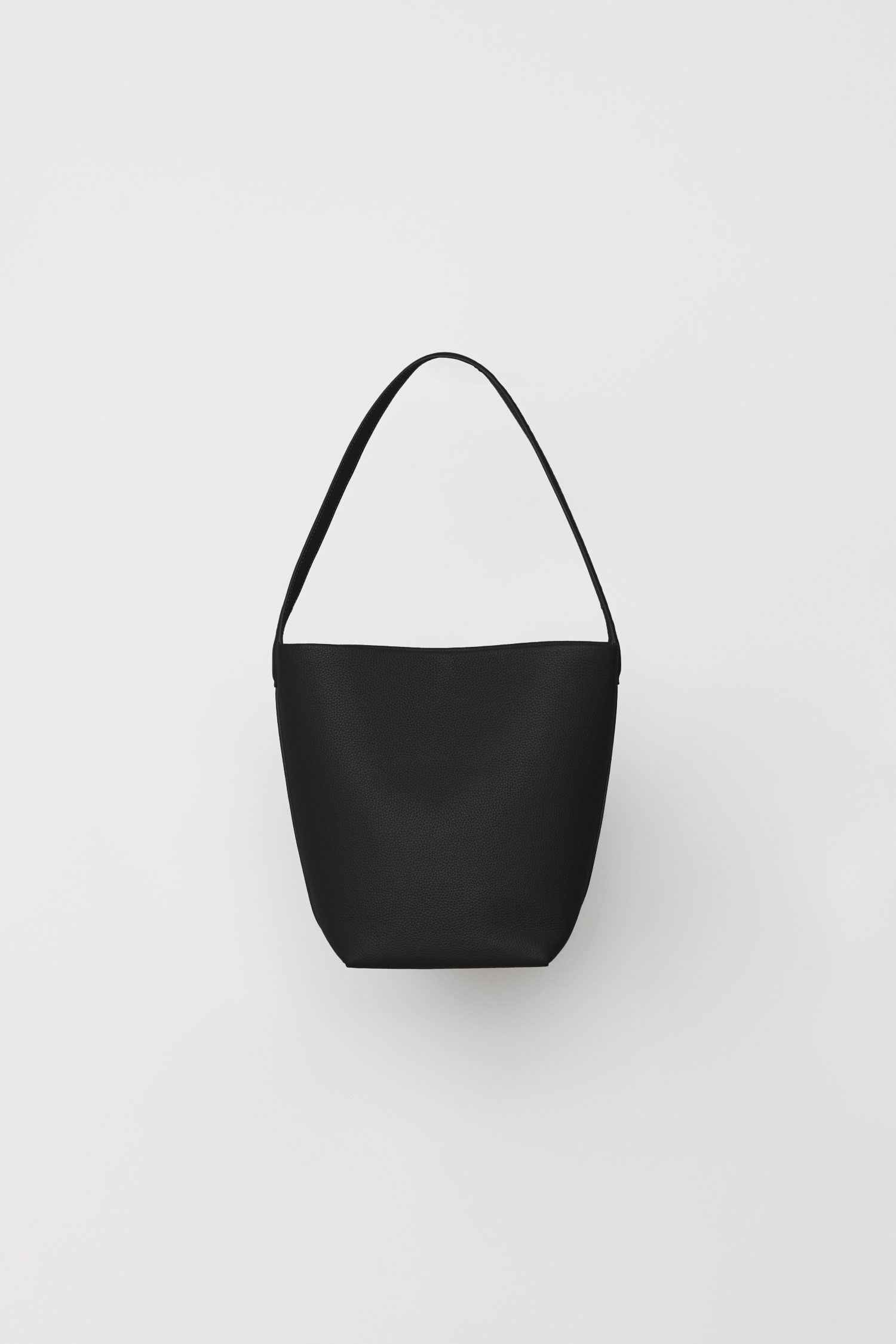 8857782157533, The Elise Tote Bag, Bags, Mod Ref | Common Market, accessories,bag,bags,cf-color-khaki,cf-color-white,cf-vendor-mod-ref-common-market,dark brown,modrefcommonmarket,Oversized,purse, Information The Elise Tote Bag features a top tie closure and an integrated leather shoulder strap for a simple yet functional design. The removable inner lining offers extra versatility, allowing you to easily clean or switch up the interior as needed. Details 100% Cowhide Top Tie Closure Leather Shoulder Strap Re