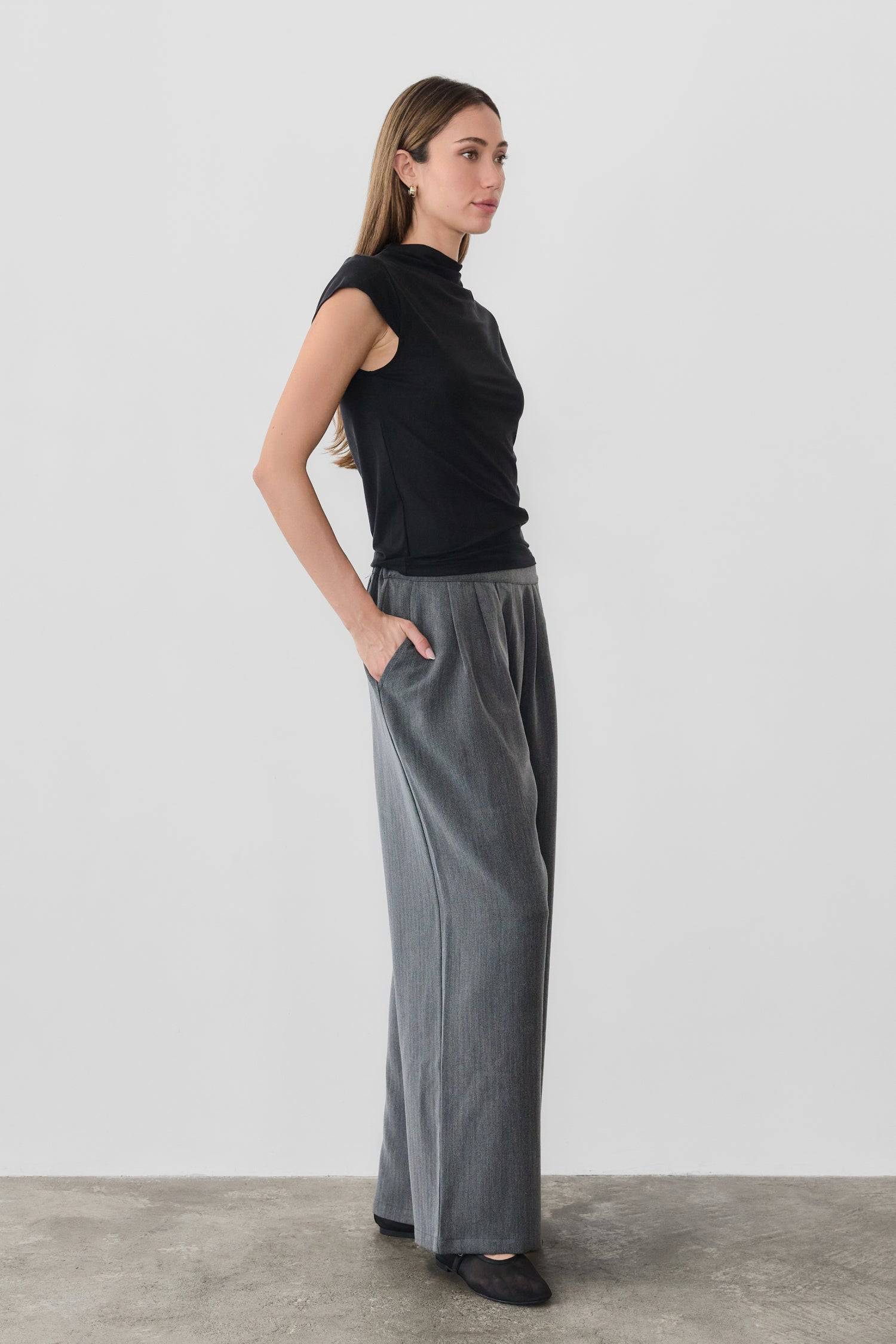8722358665437, The Kerry Pants, Bottoms, Mod Ref, Basic,Basics,Belt Loops,Bottoms,brown,Business Casual,cf-color-brown,cf-color-grey,cf-color-natural,cf-size-l,cf-size-m,cf-size-s,cf-vendor-mod-ref,Grey,herringbone,Long Pants,Matching Set,mid rise,modref,natural,Pants,Pleated,Sets,Spring,straight fit,Transitional,women,Womens, Information The Kerry Pants are your classic full-length herringbone trousers designed with a front pleat and an elasticated back waist for added comfort. Style it with The Kerry Blaz