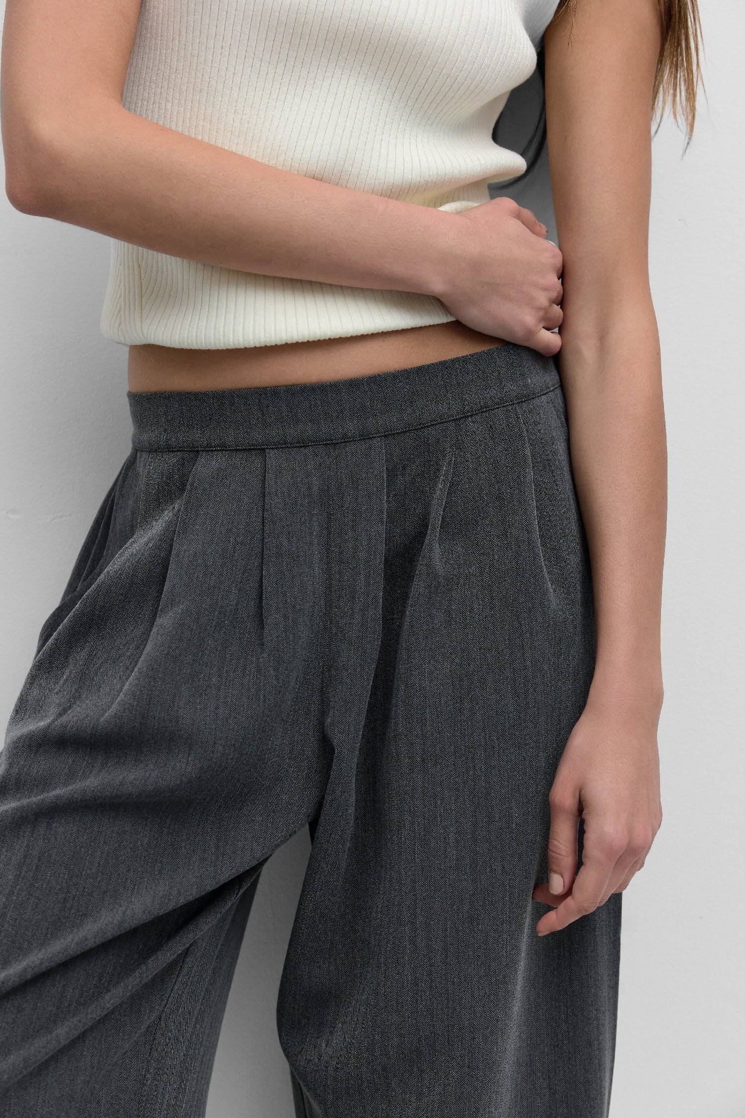 8722358665437, The Kerry Pants, Bottoms, Mod Ref, Basic,Basics,Belt Loops,Bottoms,brown,Business Casual,cf-color-brown,cf-color-grey,cf-color-natural,cf-size-l,cf-size-m,cf-size-s,cf-vendor-mod-ref,Grey,herringbone,Long Pants,Matching Set,mid rise,modref,natural,Pants,Pleated,Sets,Spring,straight fit,Transitional,women,Womens, Information The Kerry Pants are your classic full-length herringbone trousers designed with a front pleat and an elasticated back waist for added comfort. Style it with The Kerry Blaz