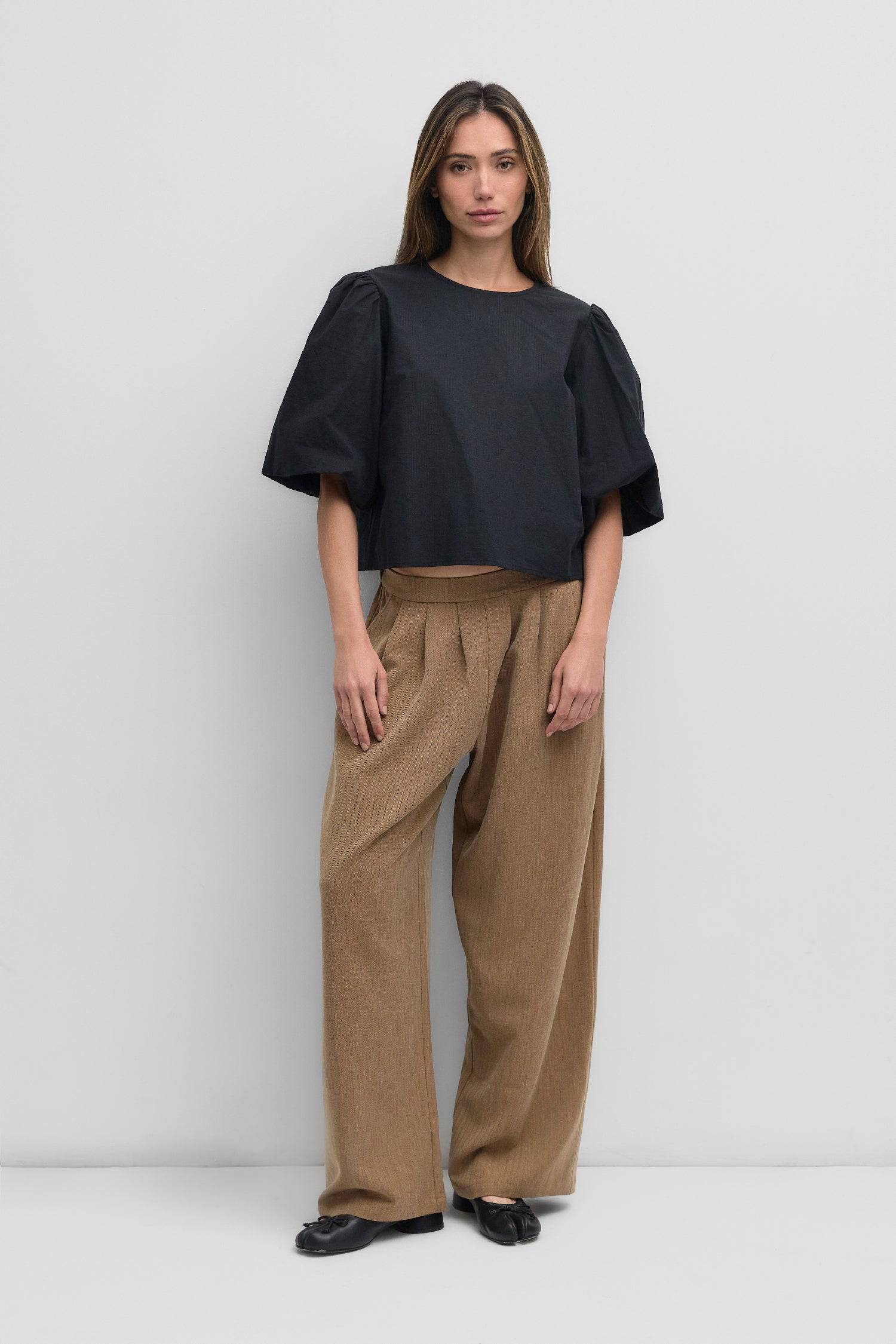 8722358665437, The Kerry Pants, Bottoms, Mod Ref, Basic,Basics,Belt Loops,Bottoms,brown,Business Casual,cf-color-brown,cf-color-grey,cf-color-natural,cf-size-l,cf-size-m,cf-size-s,cf-vendor-mod-ref,Grey,herringbone,Long Pants,Matching Set,mid rise,modref,natural,Pants,Pleated,Sets,Spring,straight fit,Transitional,women,Womens, Information The Kerry Pants are your classic full-length herringbone trousers designed with a front pleat and an elasticated back waist for added comfort. Style it with The Kerry Blaz