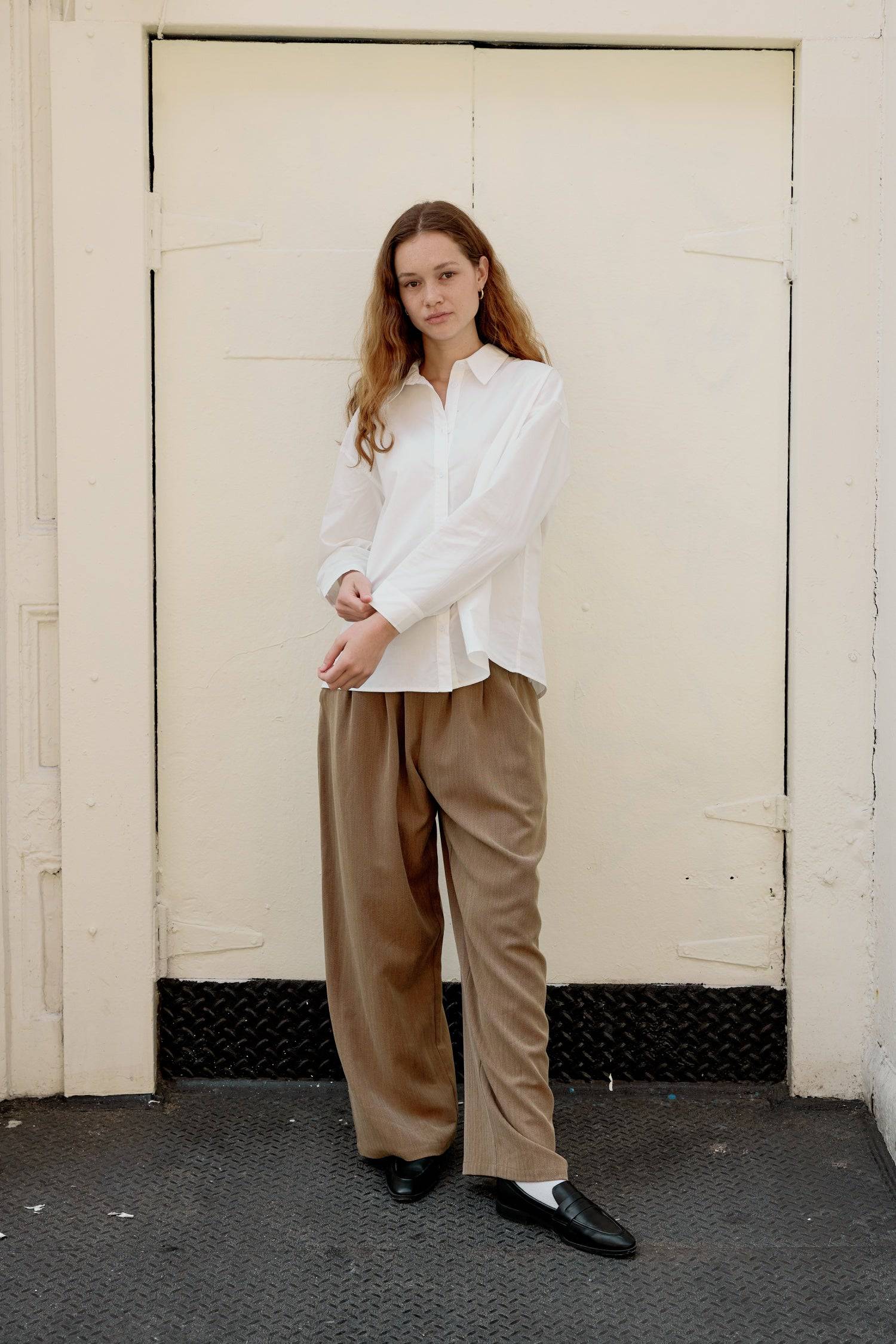 8722358665437, The Kerry Pants, Bottoms, Mod Ref, Basic,Basics,Belt Loops,Bottoms,brown,Business Casual,cf-color-brown,cf-color-grey,cf-color-natural,cf-size-l,cf-size-m,cf-size-s,cf-vendor-mod-ref,Grey,herringbone,Long Pants,Matching Set,mid rise,modref,natural,Pants,Pleated,Sets,Spring,straight fit,Transitional,women,Womens, Information The Kerry Pants are your classic full-length herringbone trousers designed with a front pleat and an elasticated back waist for added comfort. Style it with The Kerry Blaz