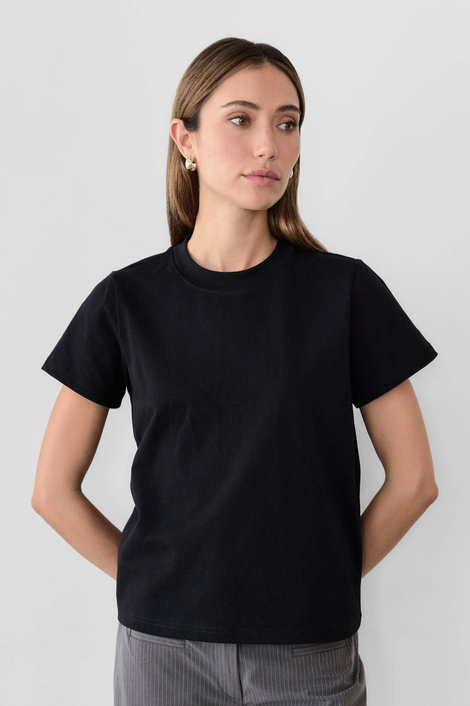 8767793627357, The Lanie Long Top, Tops, All Row, All Row,allrow,Basic,basics,Black,Blue,Bone,cf-color-black,cf-color-blue,cf-color-bone,cf-color-grey,cf-color-white,cf-size-l,cf-size-m,cf-size-s,cf-vendor-all-row,collection,COTTON,essentials,everyday,Grey,new,t-shirt,tee,white,womens, Information The Lanie Long Top is a wardrobe staple for casual comfort and versatility. It's perfect for everyday wear and is made from soft, breathable cotton that pairs effortlessly with jeans, shorts, or skirts.All Row Eve