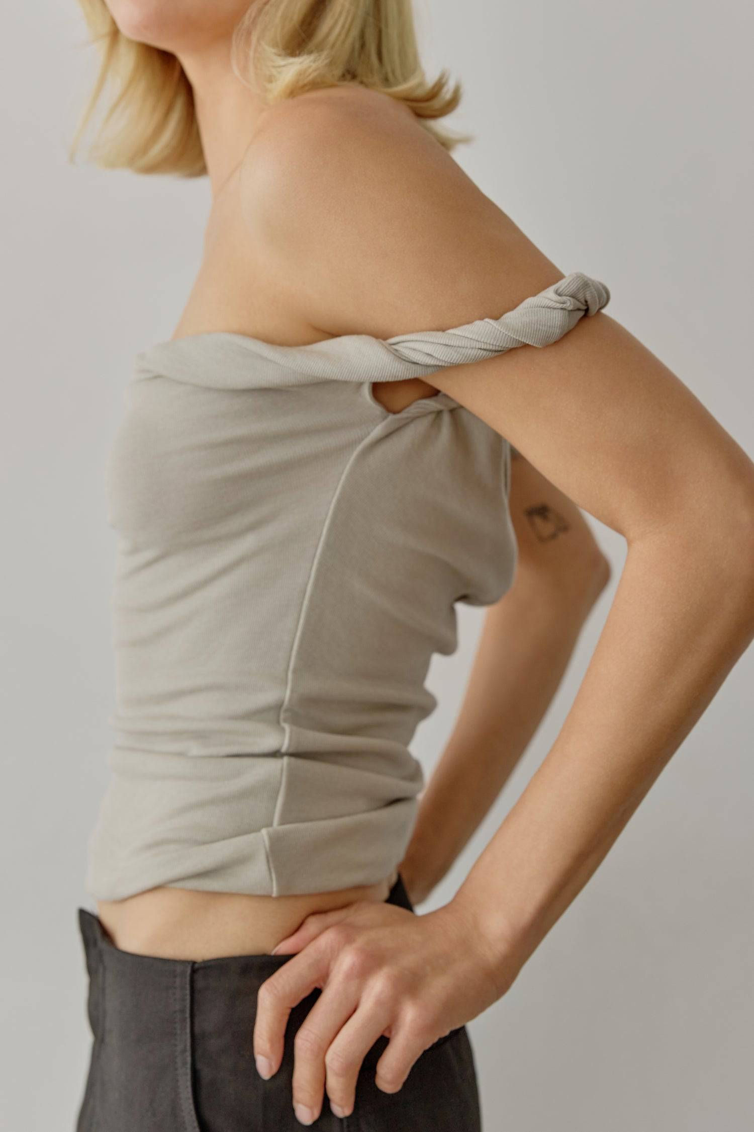 8767788450013, The Alix Top, Tops, All Row, All Row,allrow,beige,Black,Casual,cf-color-beige,cf-color-black,cf-color-white,cf-size-l,cf-size-m,cf-size-s,cf-vendor-all-row,Comfortable,Cozy,final-sale,finalsale,flattering,knit,new,off shoulder,sale,set,Sets,Short Sleeve,Spring,Summer,Twist,Women's,womens top, Information The Alix Top is a twisted off-the-shoulder tank top designed with a lightweight wool-blend knit fabric. The double-layered bodice ensures a seamless silhouette while the twisted shoulder deta