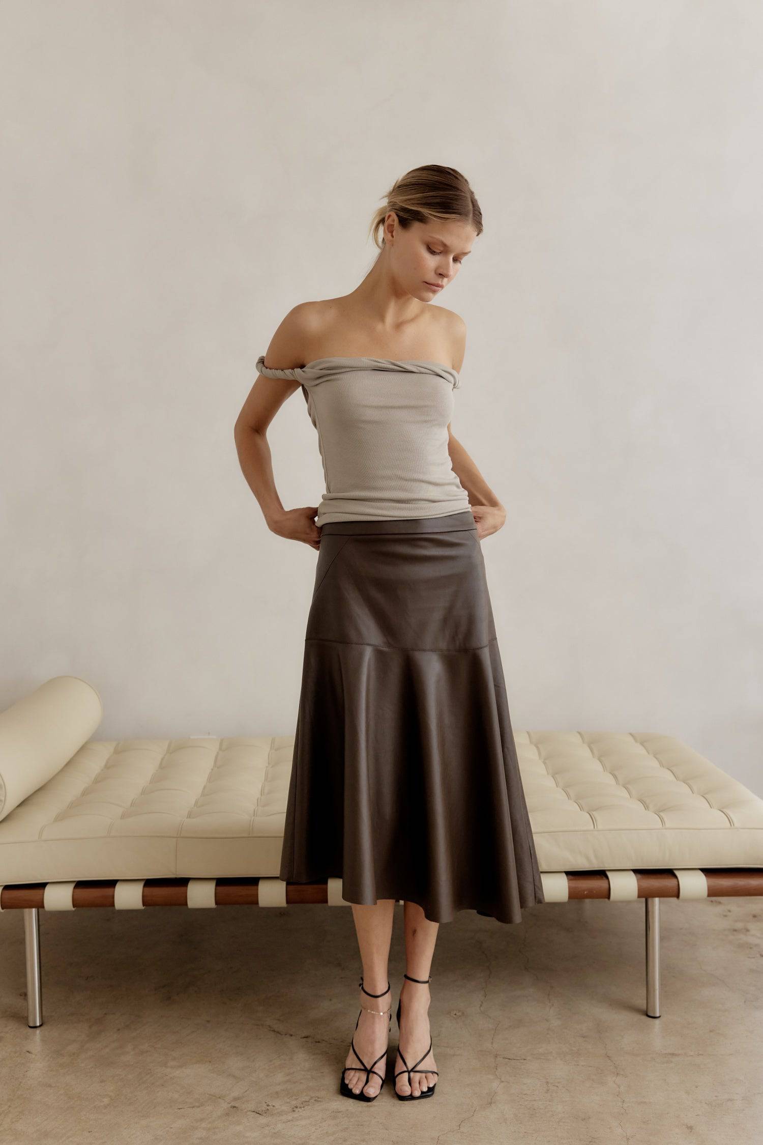 8767788450013, The Alix Top, Tops, All Row, All Row,allrow,beige,Black,Casual,cf-color-beige,cf-color-black,cf-color-white,cf-size-l,cf-size-m,cf-size-s,cf-vendor-all-row,Comfortable,Cozy,final-sale,finalsale,flattering,knit,new,off shoulder,sale,set,Sets,Short Sleeve,Spring,Summer,Twist,Women's,womens top, Information The Alix Top is a twisted off-the-shoulder tank top designed with a lightweight wool-blend knit fabric. The double-layered bodice ensures a seamless silhouette while the twisted shoulder deta