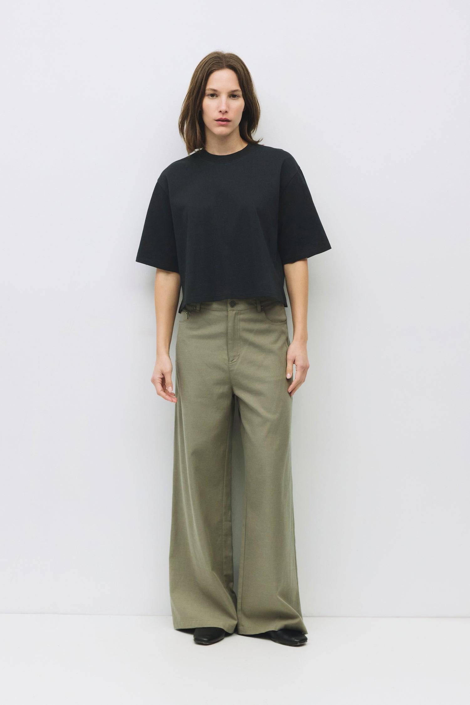 8993035223261, The Daphne Top, Tops, Mod Ref, Basic,Basics,Black,Blue,Casual,cf-color-black,cf-color-blue,cf-color-white,cf-size-l,cf-size-m,cf-size-s,cf-vendor-mod-ref,Comfortable,Crew Neck,Crew Neckline,Everyday,Short Sleeve,Spring,Summer,Tee,Tops,Transitional,white,Women's, Information The Daphne Top is a relaxed crewneck tee made from a midweight cotton jersey for a soft, breathable feel. The elbow-length sleeves and side slit accent give it a laid-back, modern twist. Details Self: 100% Cotton Contrast: