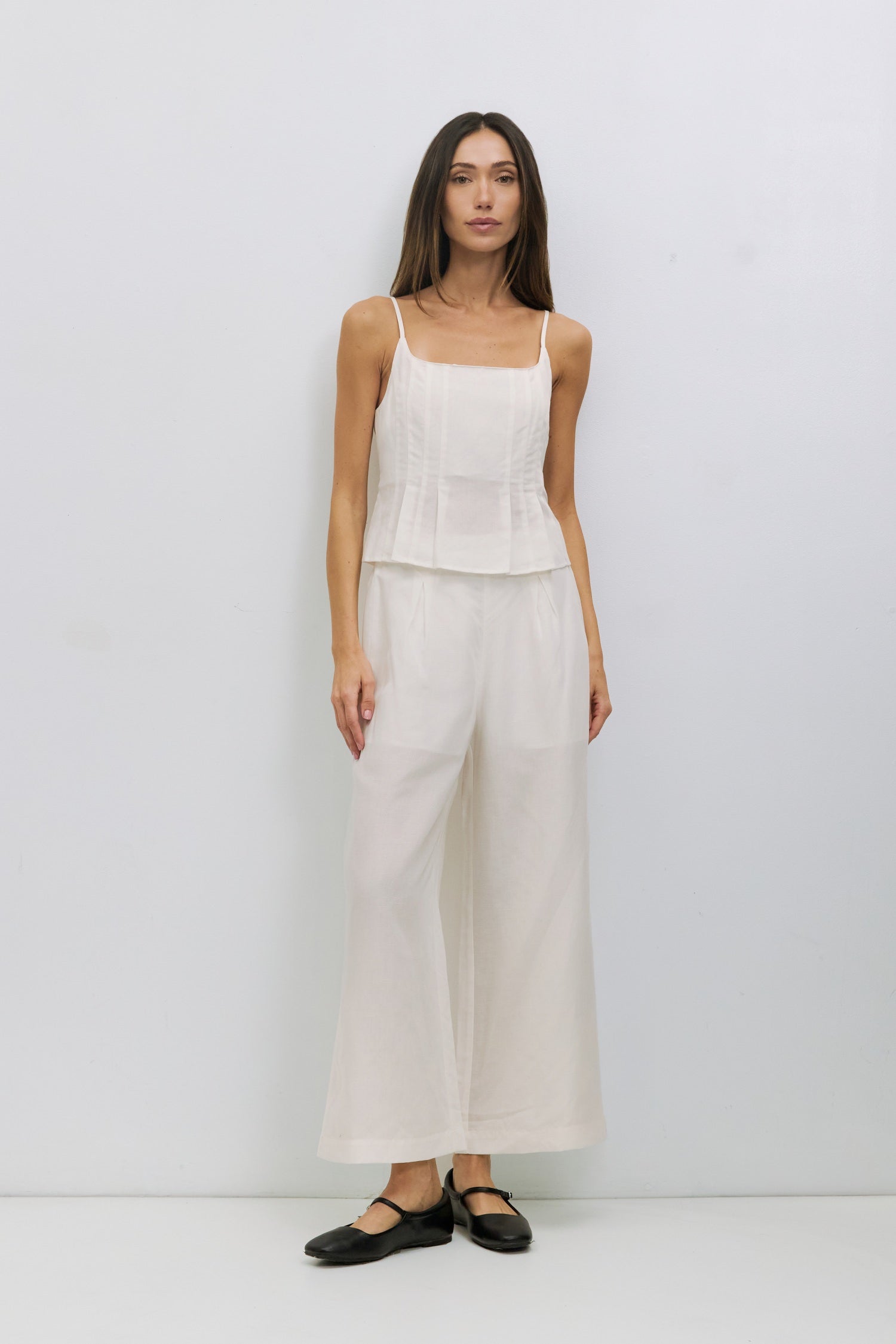The Jocelyn Top | Pleated Linen Tank