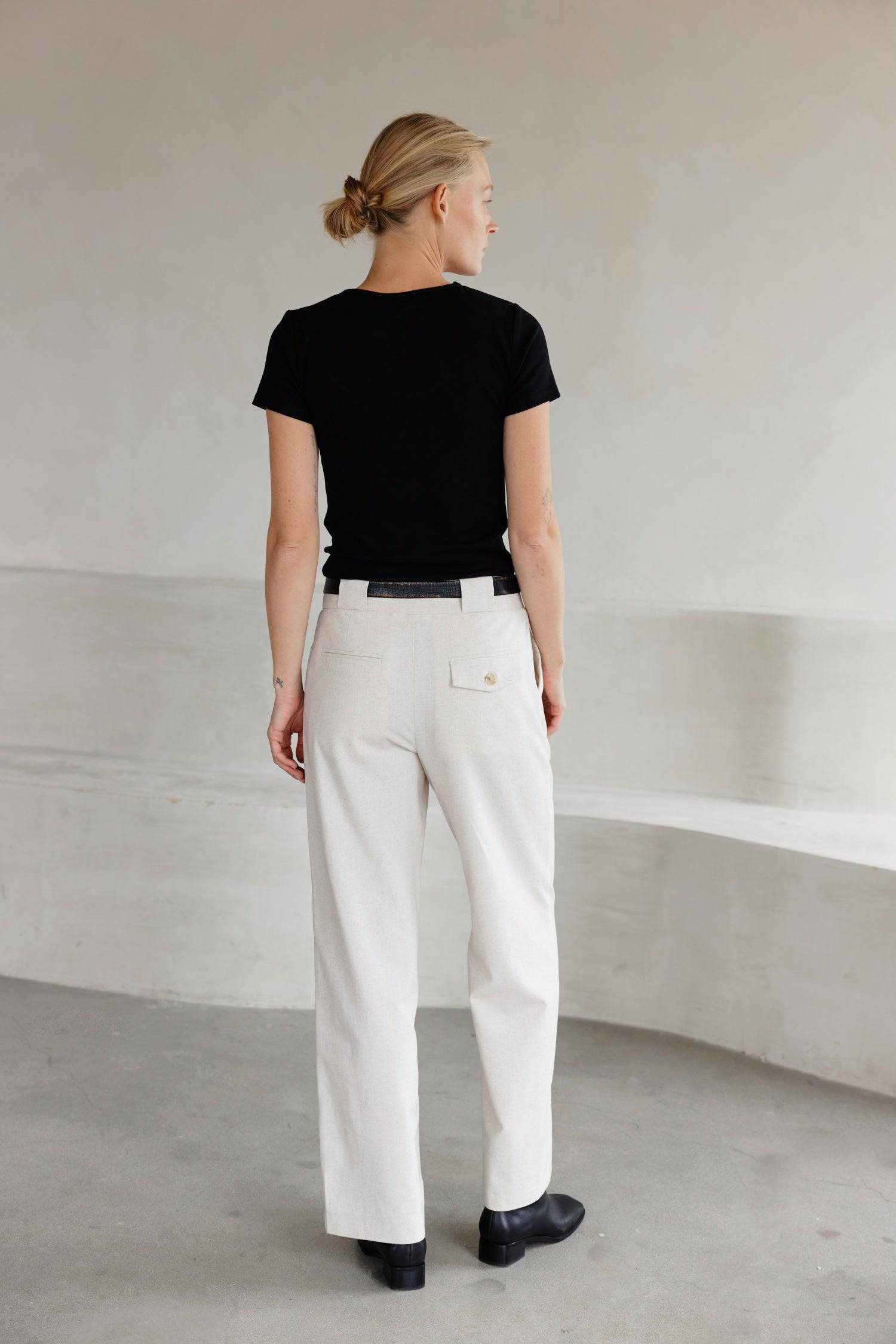 8304961945821, The Reese Top, Tops, Mod Ref, 90s,Basic,Basics,Black,Blue,Casual,cf-color-black,cf-color-blue,cf-color-white,cf-size-l,cf-size-m,cf-size-s,cf-vendor-mod-ref,Comfortable,Crew Neck,Crew Neckline,Everyday,Form Fitting,Ribbed,Ribbed Fabric,Ribbed Top,Short Sleeve,Spring,stretch,Stretchy,Summer,Tee,Tops,Transitional,white,Women's, Information The Reese Top is a ribbed tee that offers style without compromising comfort. It is fabricated from a cotton-rayon blend with a hint of spandex for a stretch