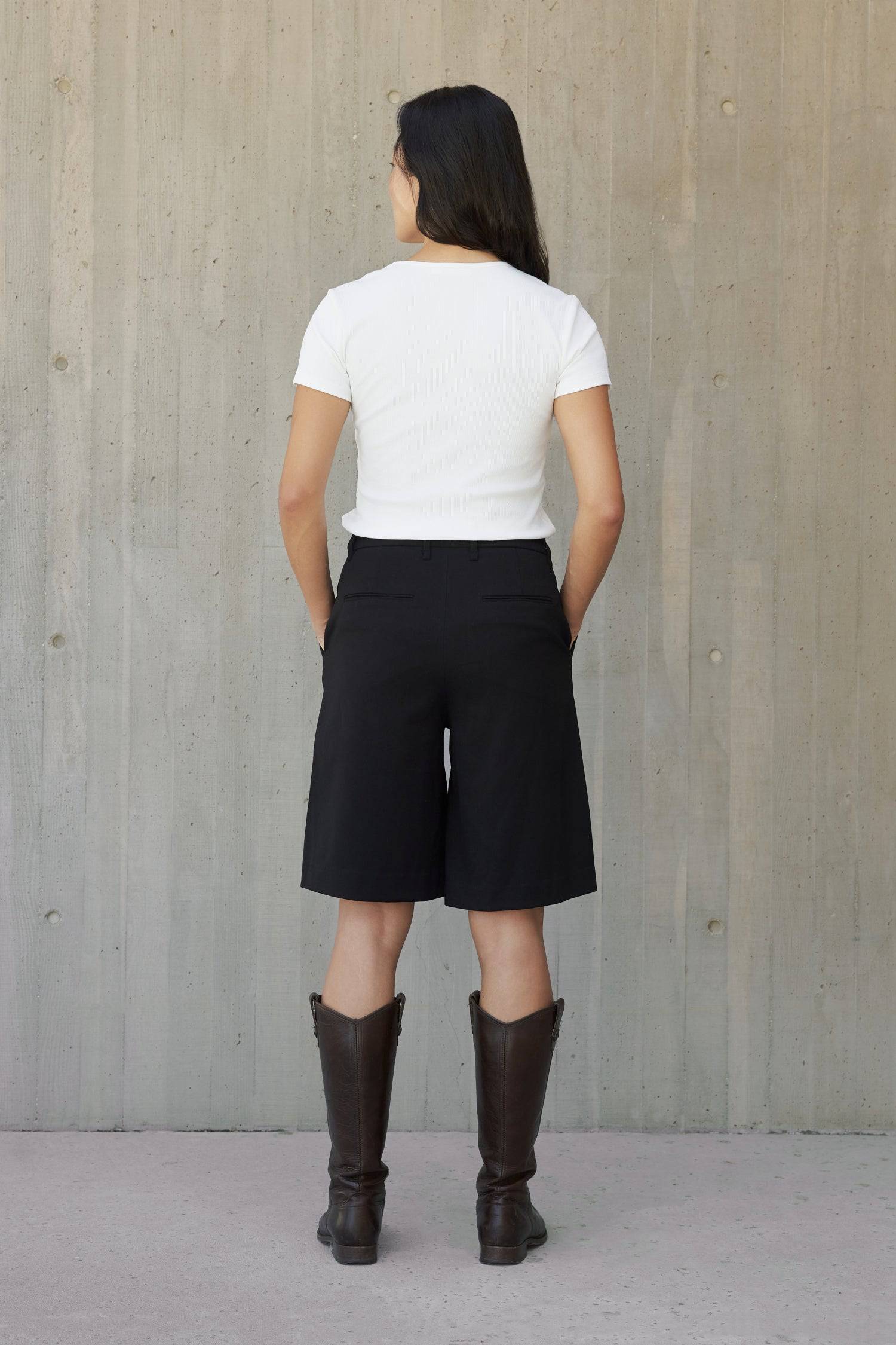 8304961945821, The Reese Top, Tops, Mod Ref, 90s,Basic,Basics,Black,Blue,Casual,cf-color-black,cf-color-blue,cf-color-white,cf-size-l,cf-size-m,cf-size-s,cf-vendor-mod-ref,Comfortable,Crew Neck,Crew Neckline,Everyday,Form Fitting,Ribbed,Ribbed Fabric,Ribbed Top,Short Sleeve,Spring,stretch,Stretchy,Summer,Tee,Tops,Transitional,white,Women's, Information The Reese Top is a ribbed tee that offers style without compromising comfort. It is fabricated from a cotton-rayon blend with a hint of spandex for a stretch