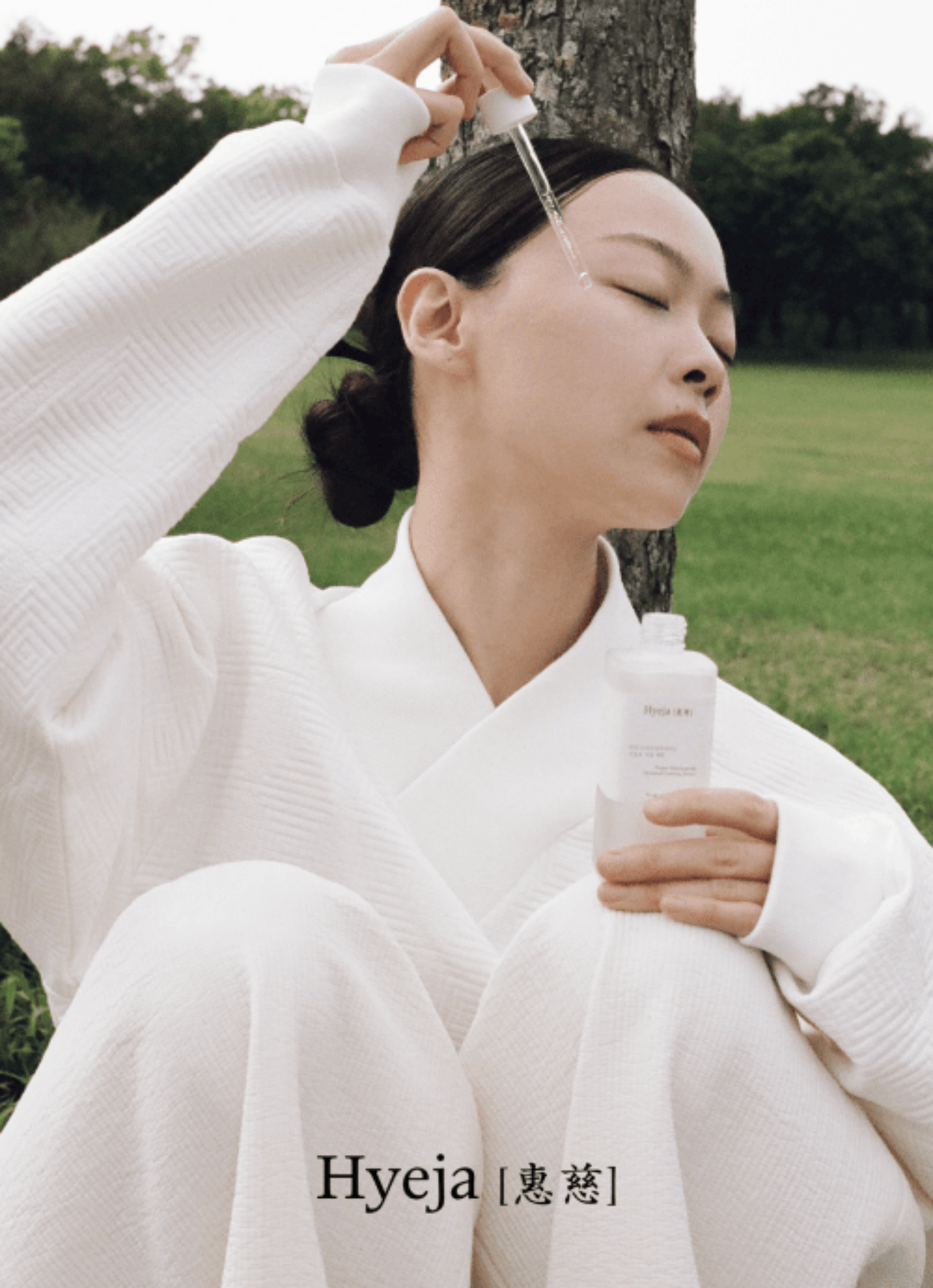 8171732730077, Niacinamide Heartleaf Calming Serum, Accessories, Hyeja, accessories,cf-vendor-hyeja,hyeja,serum,skin,skin care,skincare,vegan, Hyeja Niacinamide Calming Serum is an intensive skin treatment that helps to boost the complexion's natural defenses and calm the irritation associated with skin inflammation. A light, rapidly absorbed formulation with a soothing base of Heartleaf extract; ideal for those who avoid heavier hydrators. When used over time, it can strengthen the skin's natural defenses