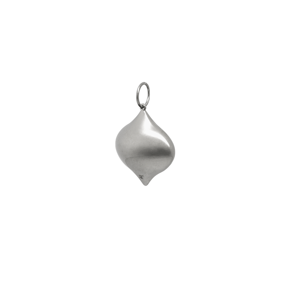 8987264778461, The Seed Mirror Pendant, Accessories, The Empathist, accessories,empathist,keychain,keyring, A pendant version of the pocket mirror that is smaller than the seed mirror. It resembles a heart nut, and the convex case and the miscalculation mirror are harmonized—feeling the beauty of the sculpture. The O-ring on the top can be combined with the seed key ring. The case of the mirror is made of zinc alloy, so it is highly corrosion-resistant, finished with glossy nickel plating. Details: MATERIAL