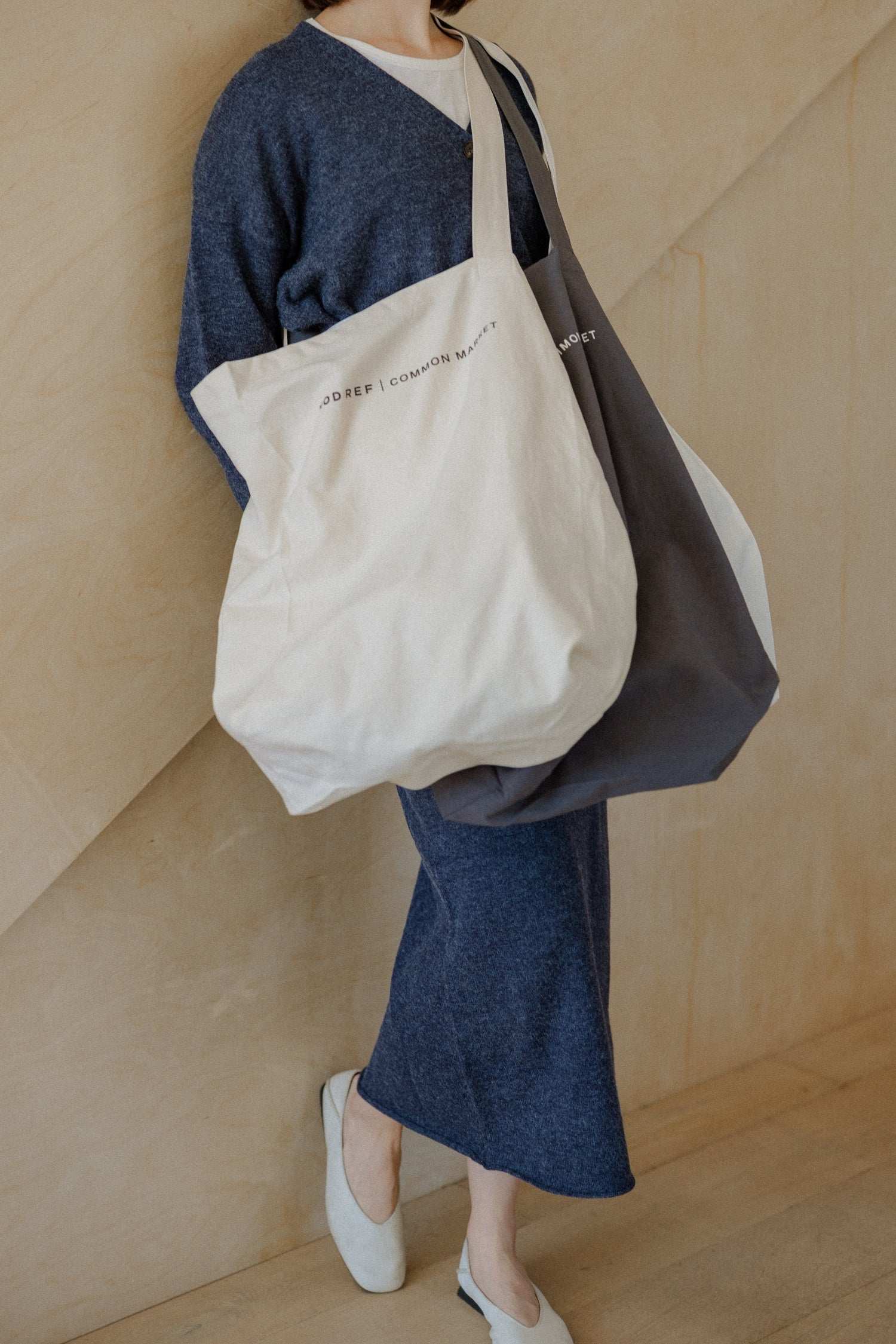 The Oversized Tote Bag - Mod Ref | Common Market