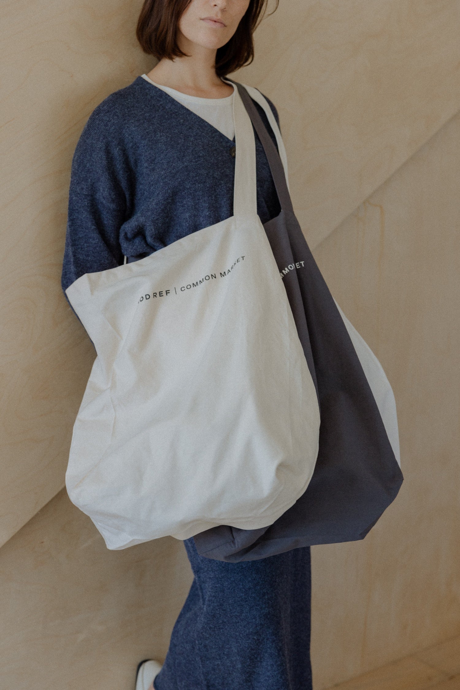 The Oversized Tote Bag - Mod Ref | Common Market