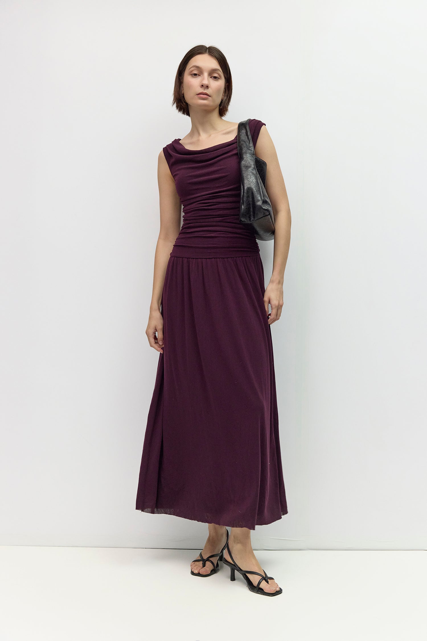 The Des Shoulder Bag