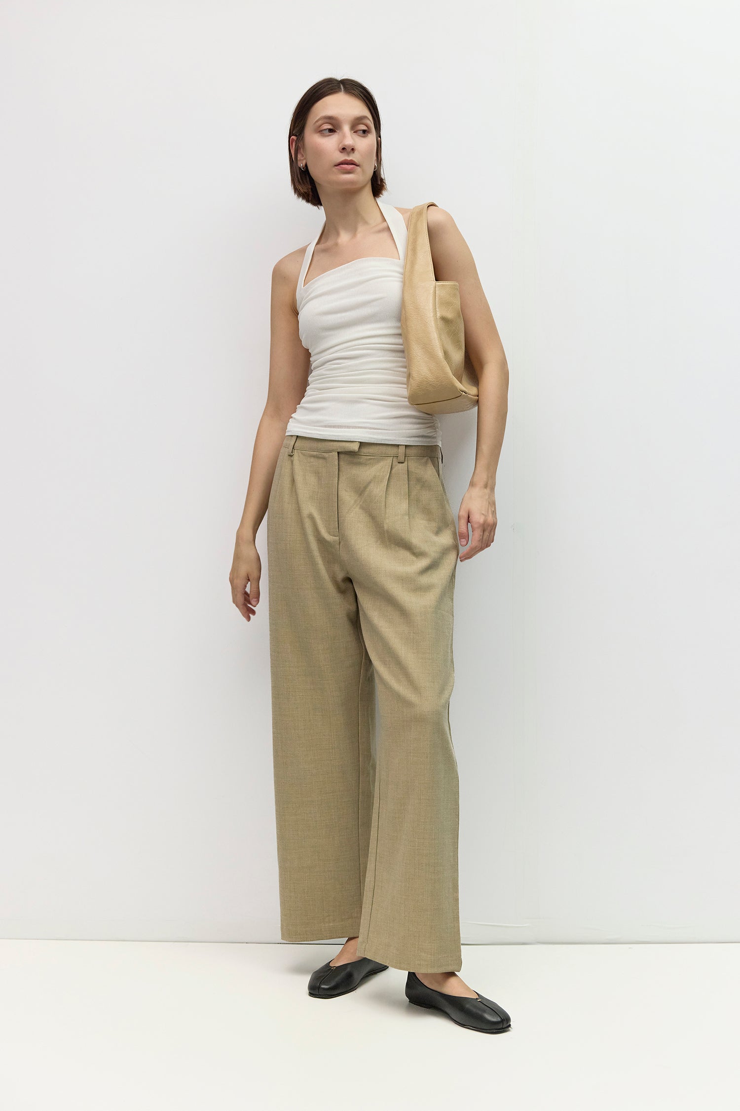The Des Shoulder Bag