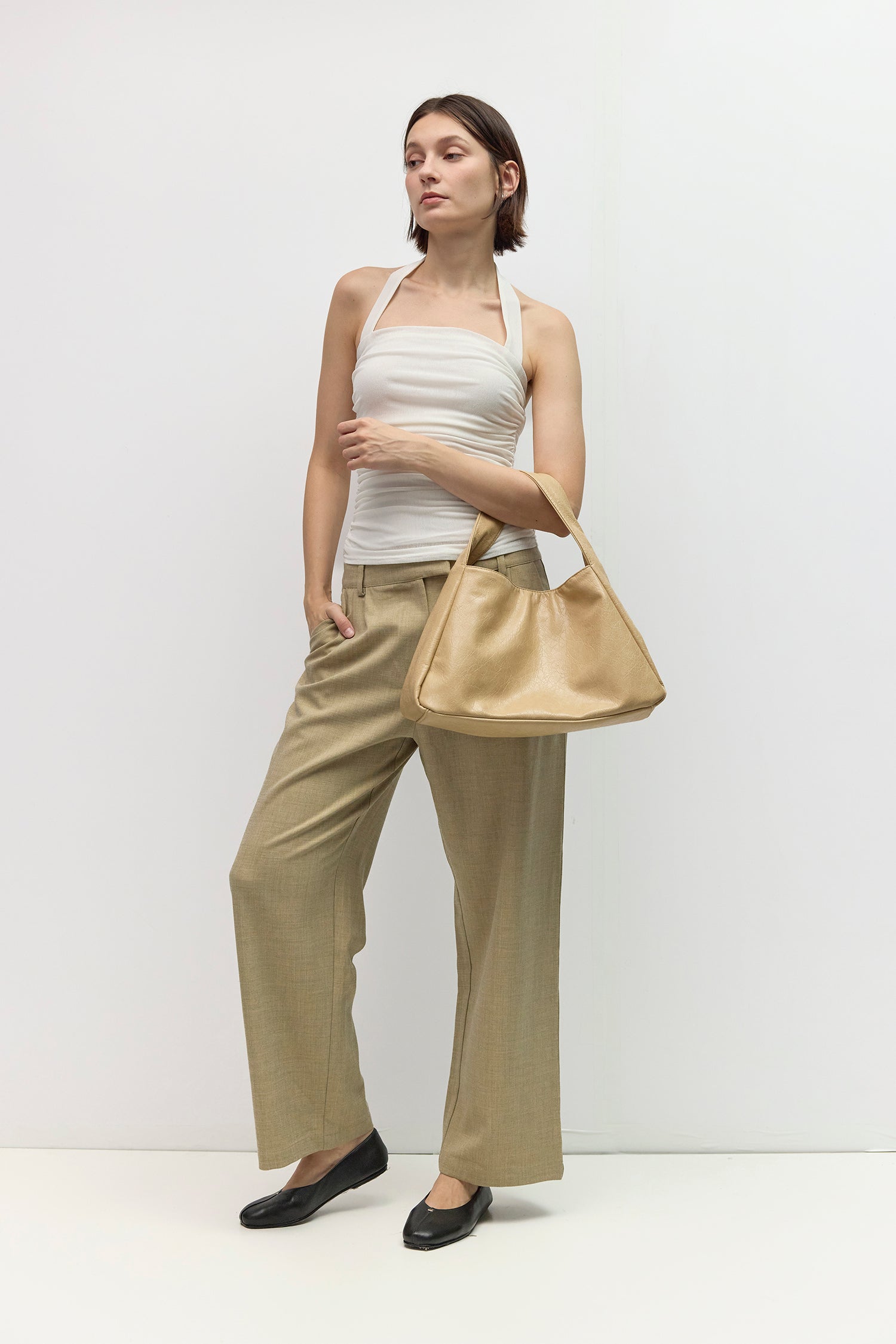 The Des Shoulder Bag