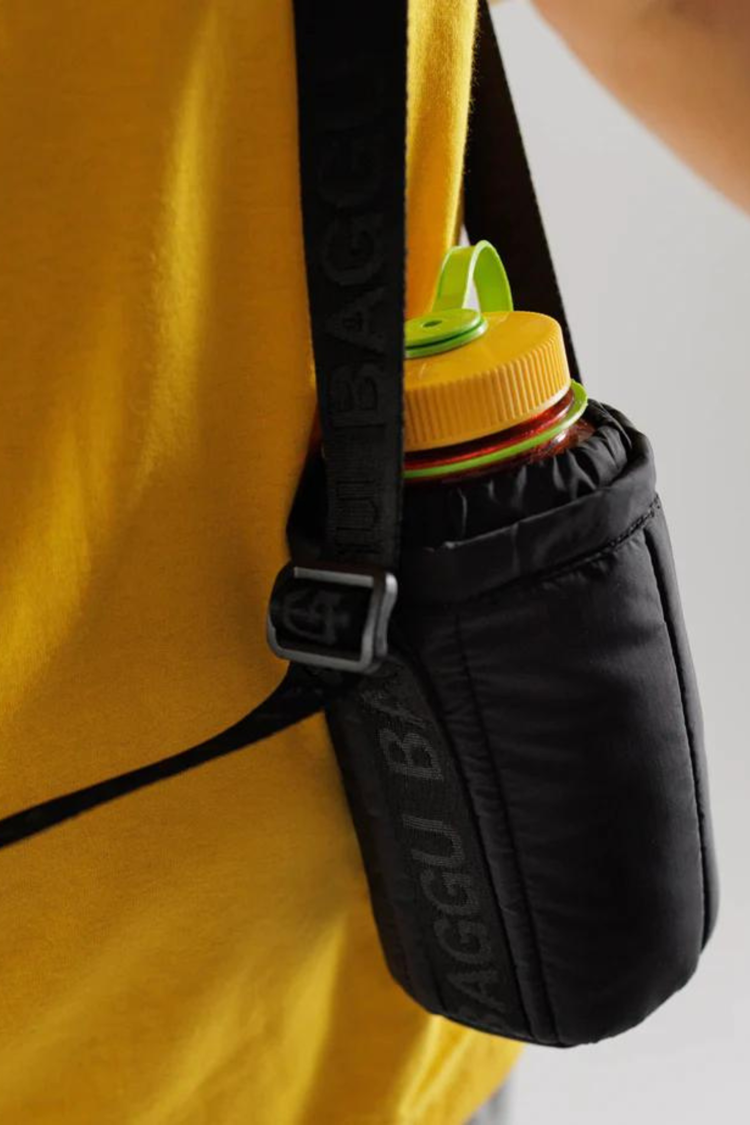Puffy Water Bottle Sling - Mod Ref | Common Market