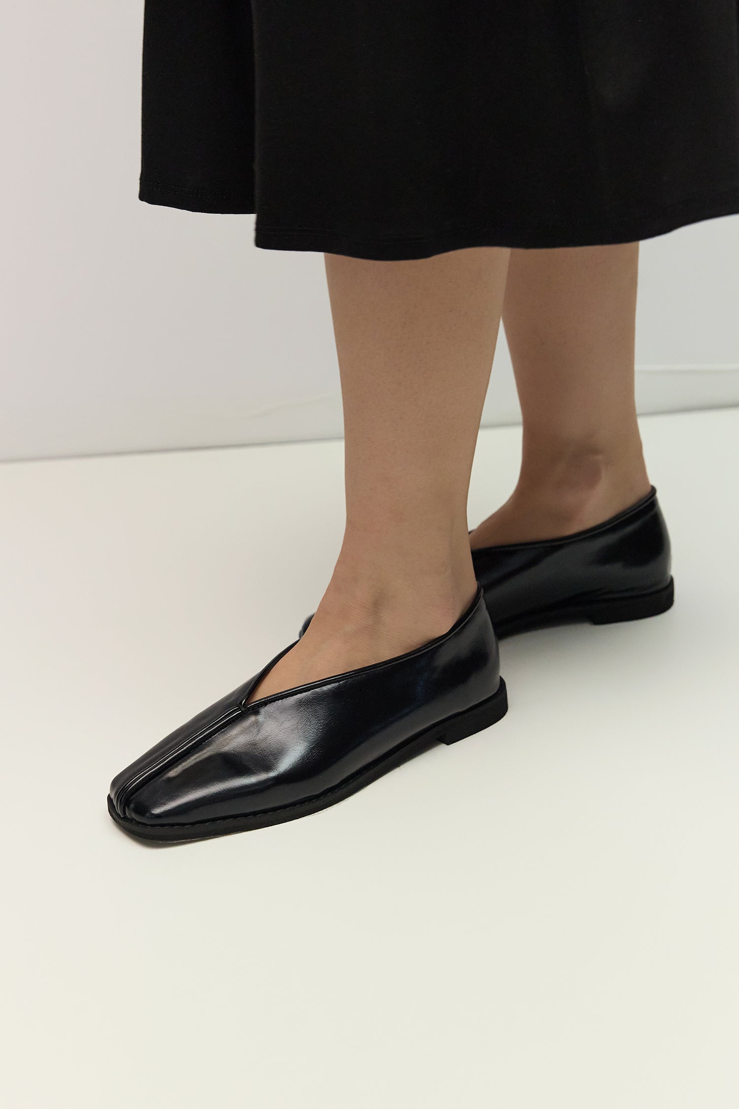 The Andie Split Toe Loafer