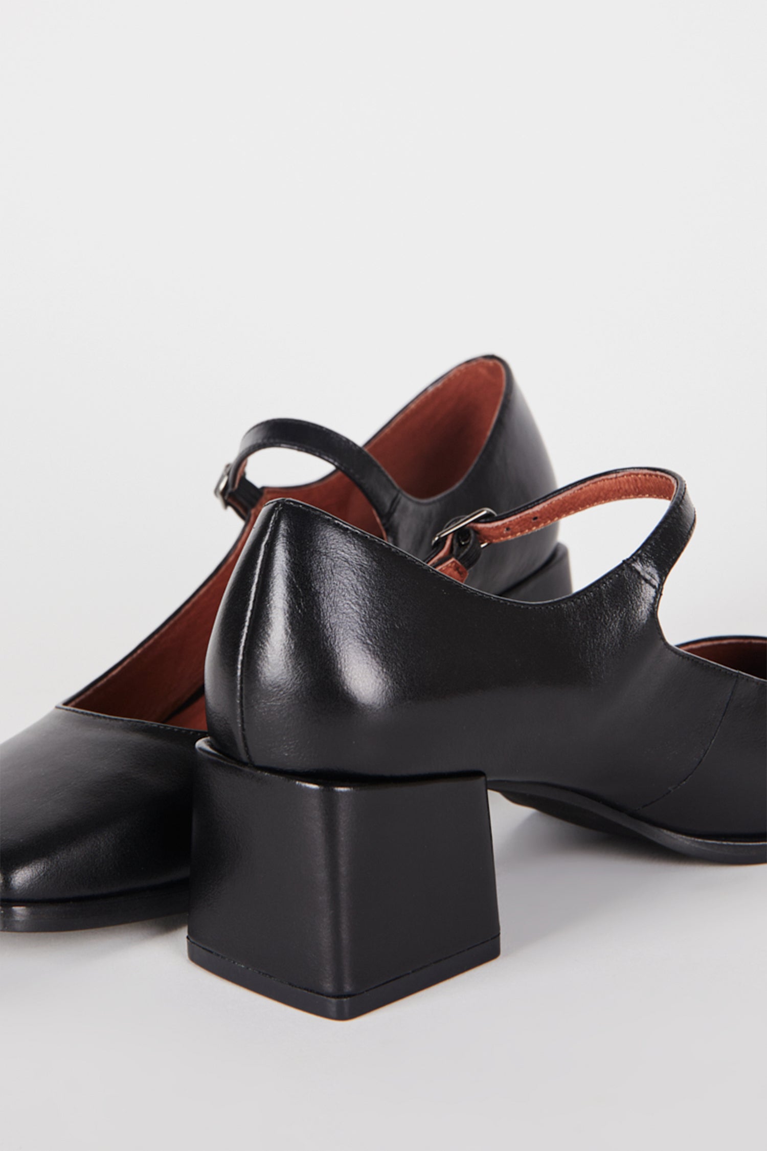 Christopher Mary Jane - Mod Ref | Common Market