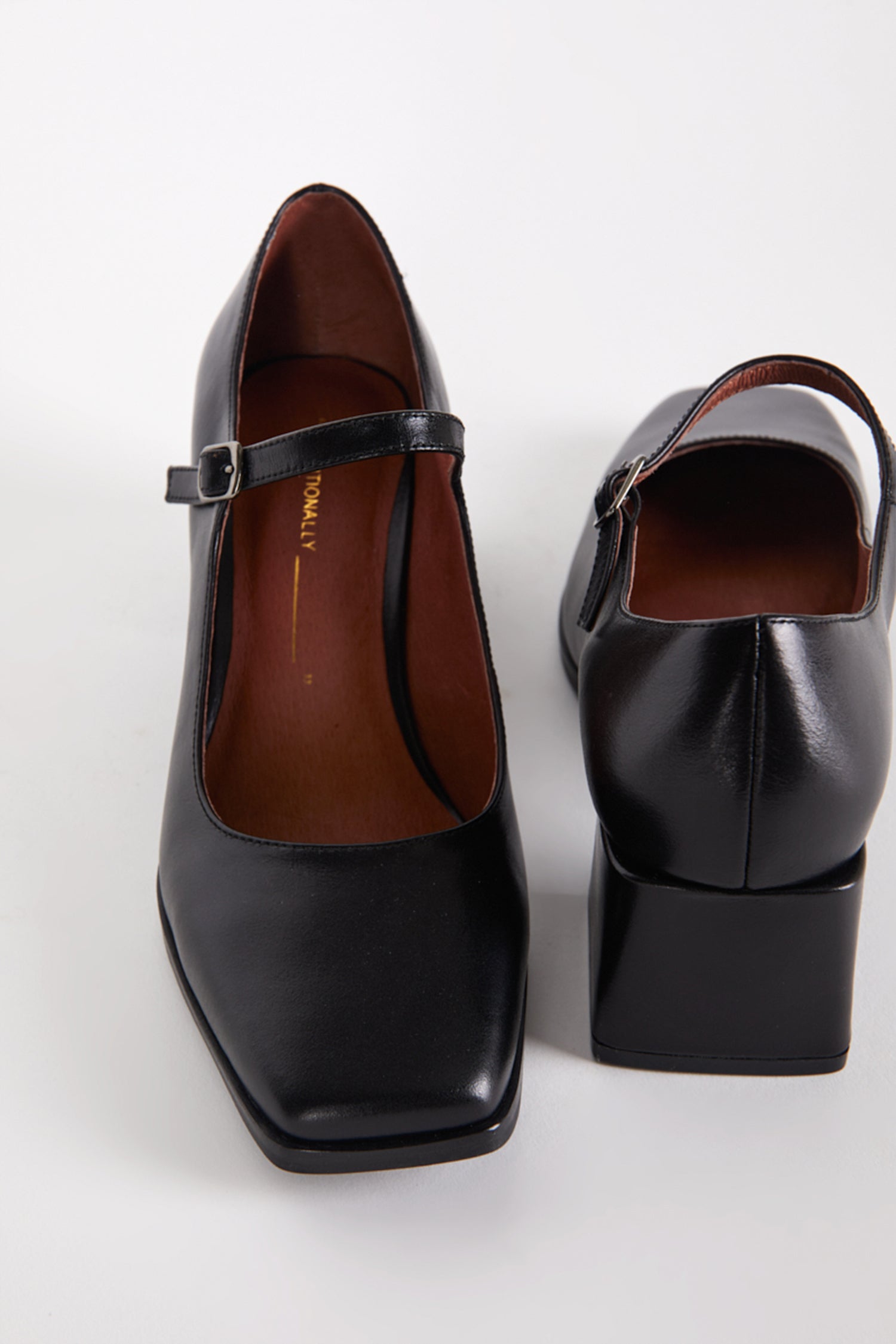 Christopher Mary Jane - Mod Ref | Common Market