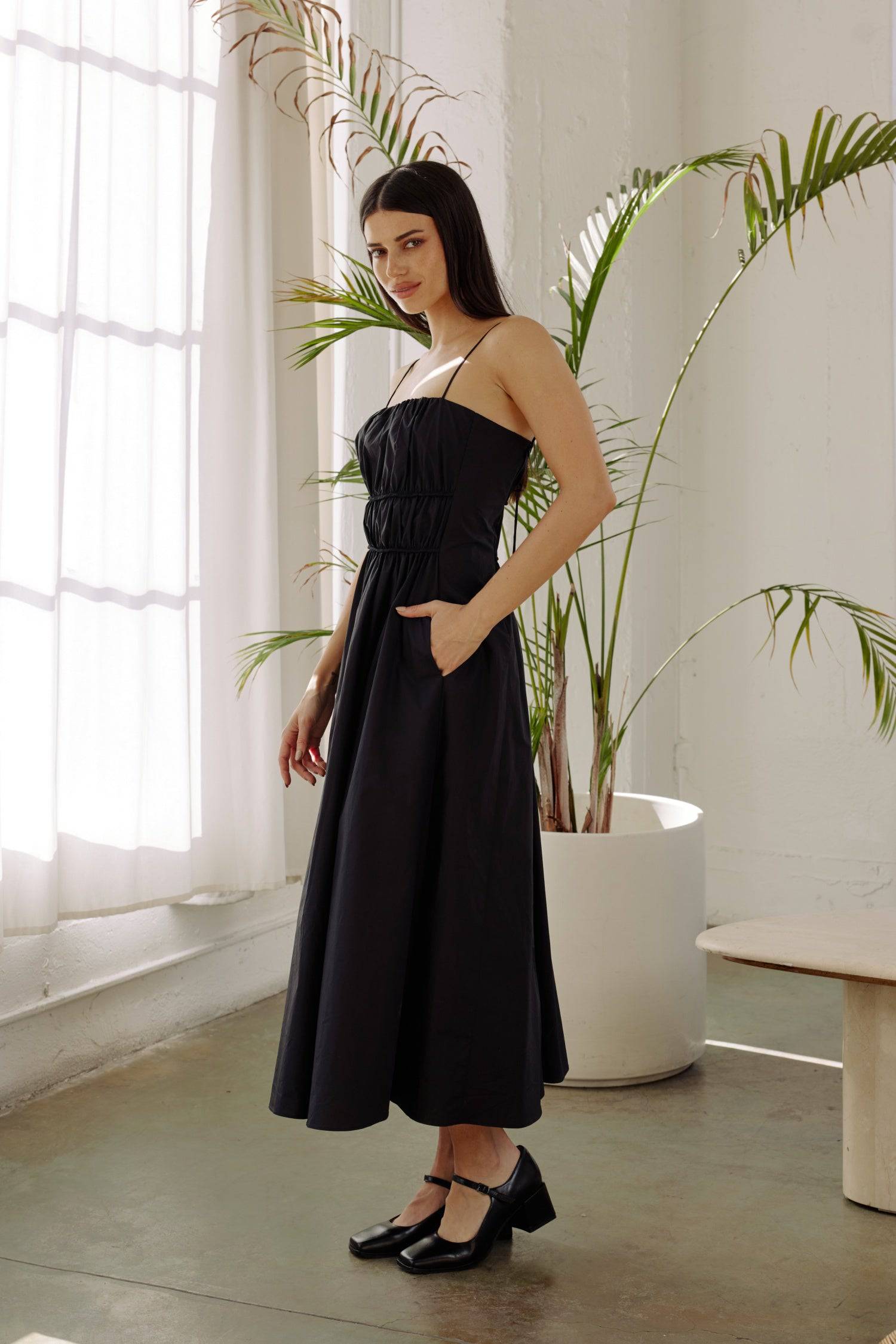The Alice Dress | Gathered Midi Dress Black / L The Alice Dress | Gathered Midi Dress Black / L