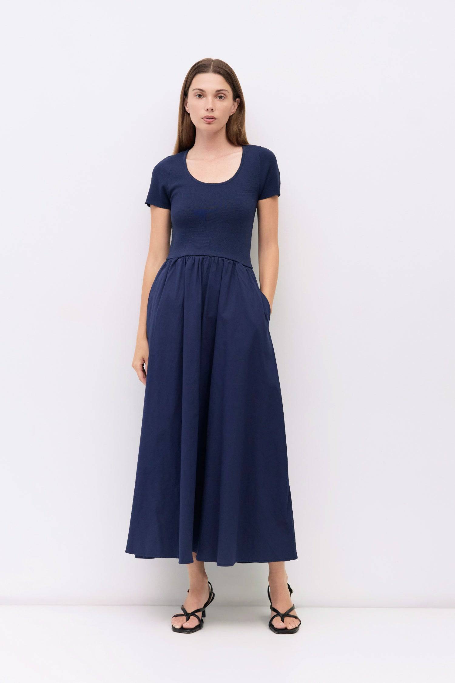 The Lynette Dress | Short Sleeve Midi Dress Navy / XS