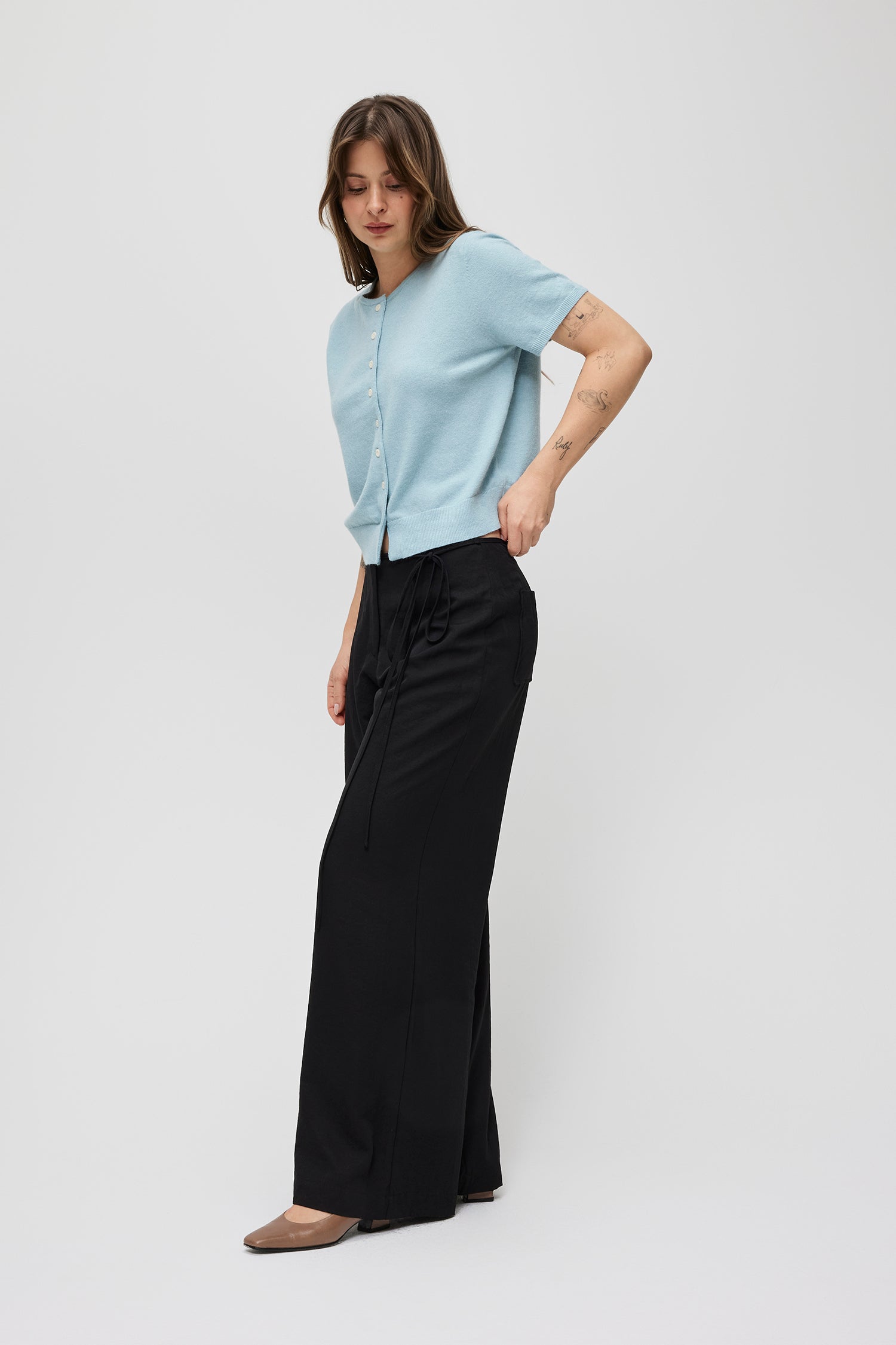 The Robyn Cardigan - Tops | Mod Ref | Common Market