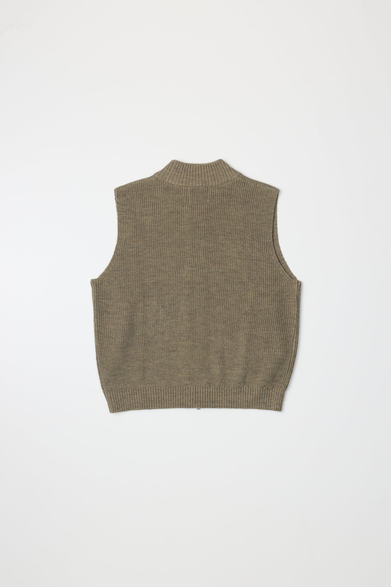 The Dion Vest - Mod Ref | Common Market