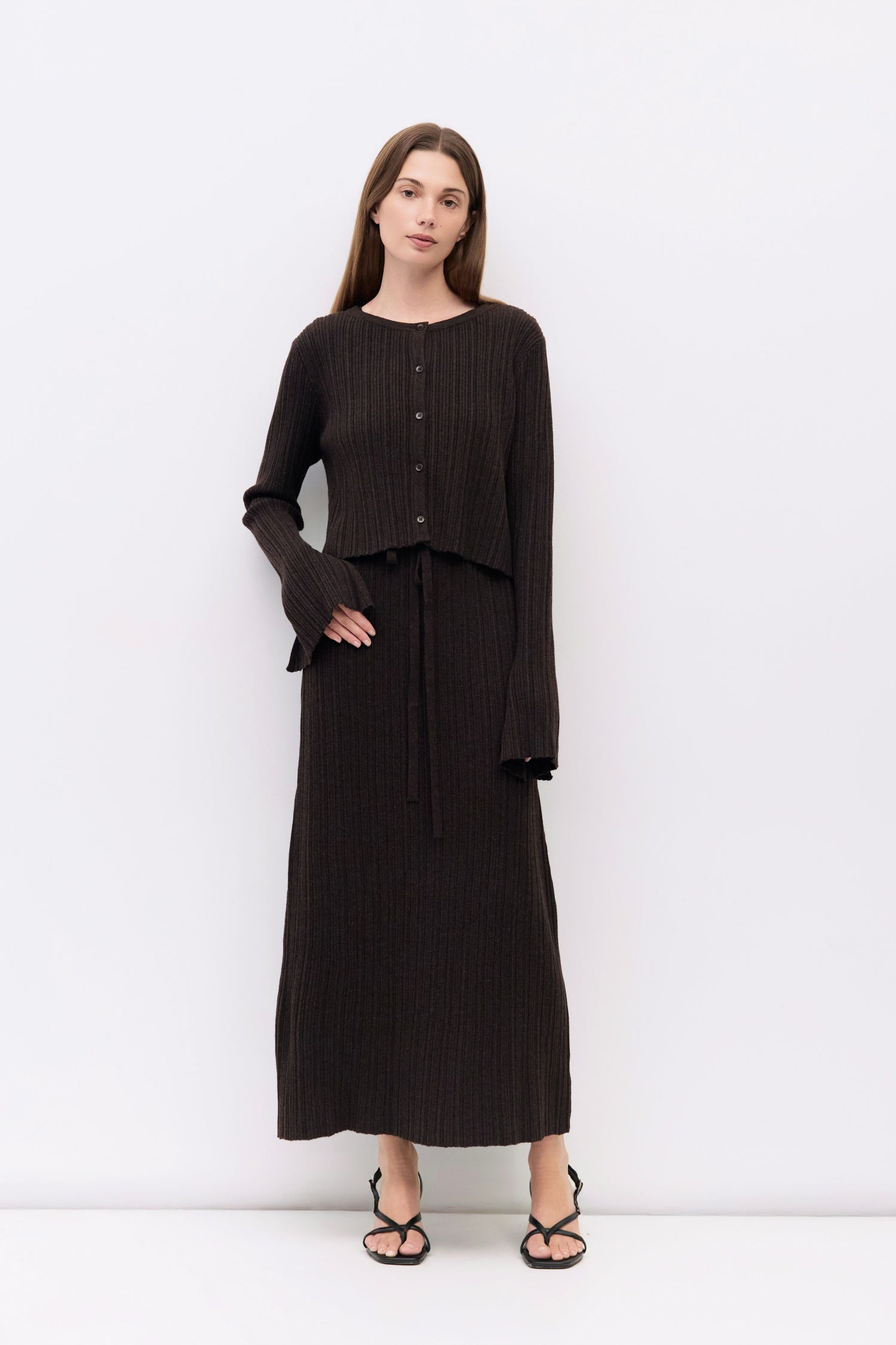 The Quinn Cardigan - Outerwear | Mod Ref | Common Market