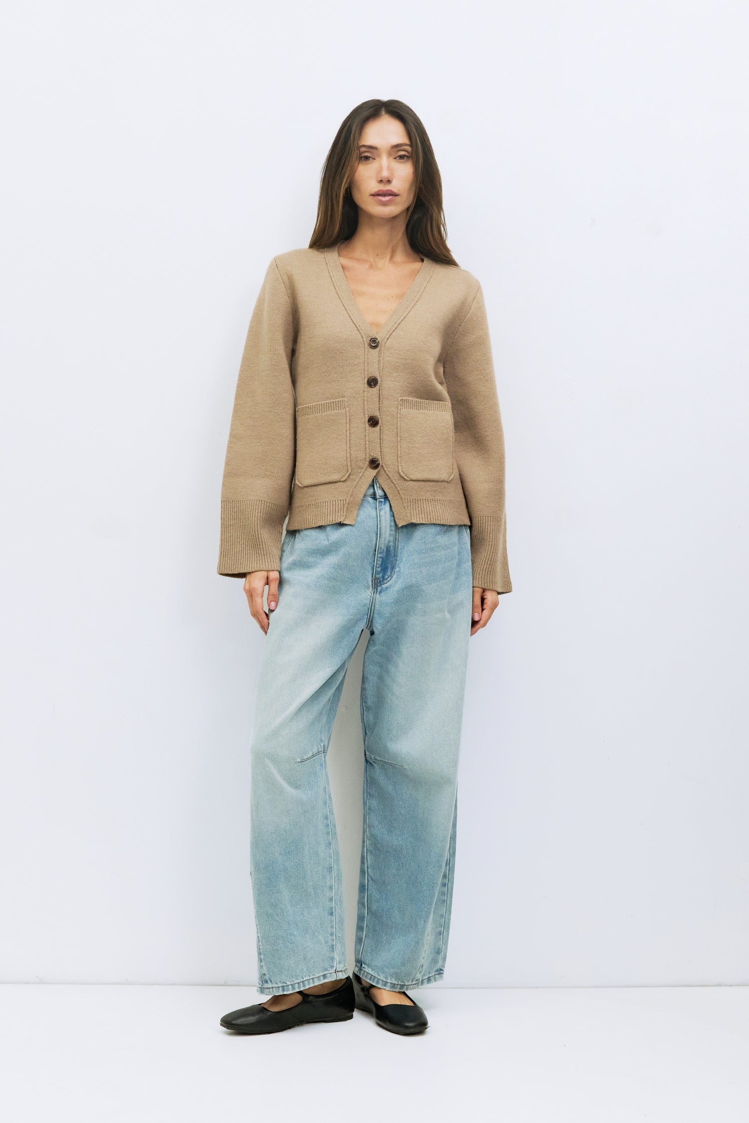 The Mona Cardigan - Outerwear | Mod Ref | Common Market