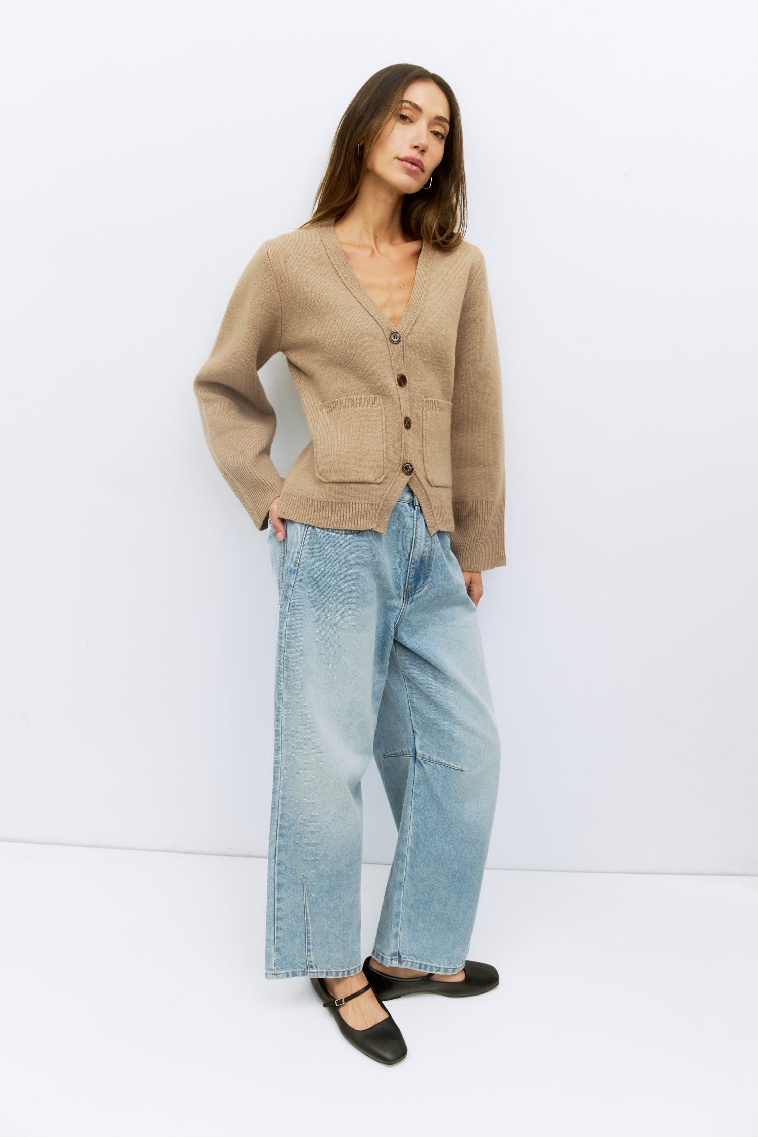 The Mona Cardigan - Outerwear | Mod Ref | Common Market