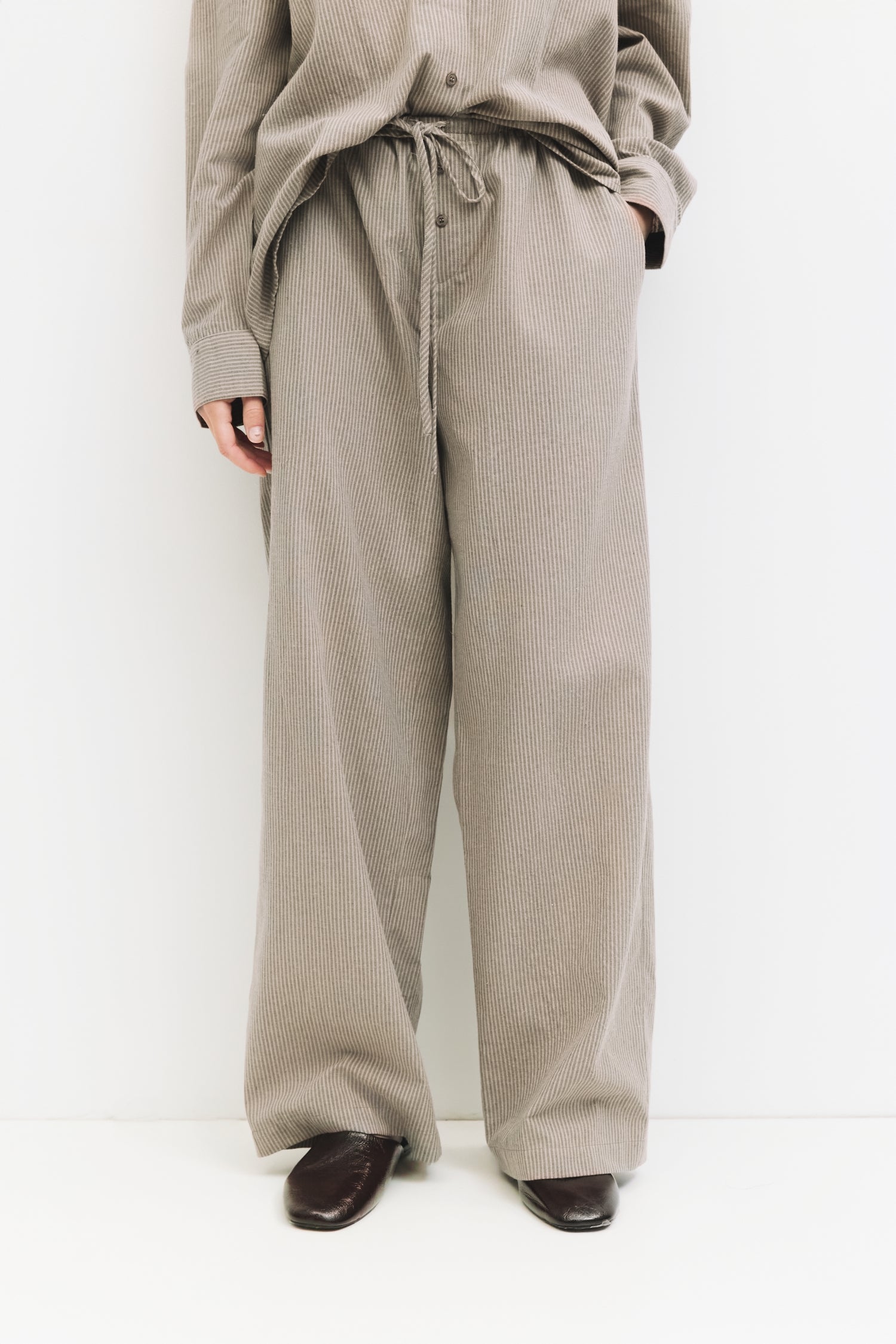 The Elizabeth Pants
