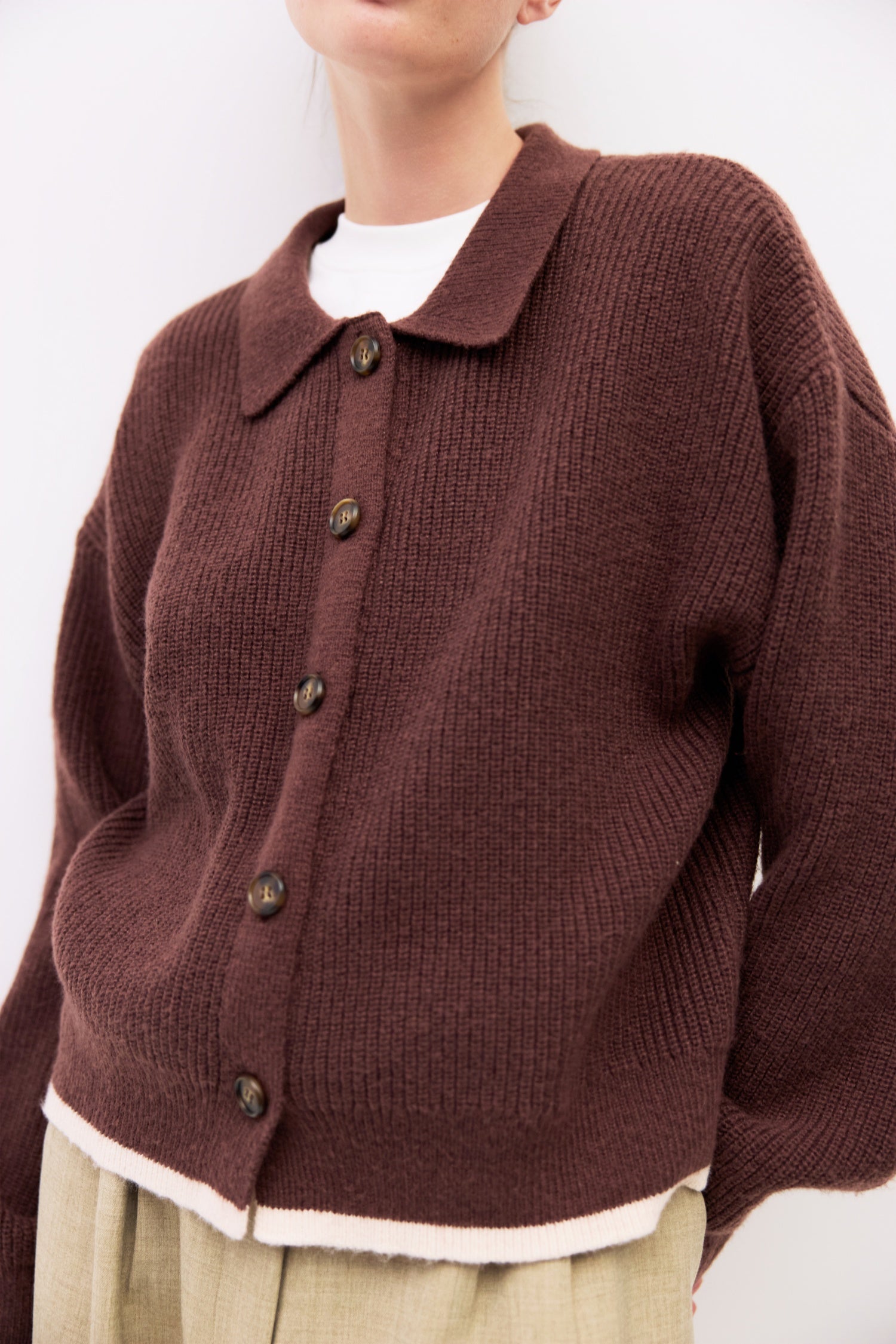 The Hans Cardigan | Contrast Hem Collared Cardigan