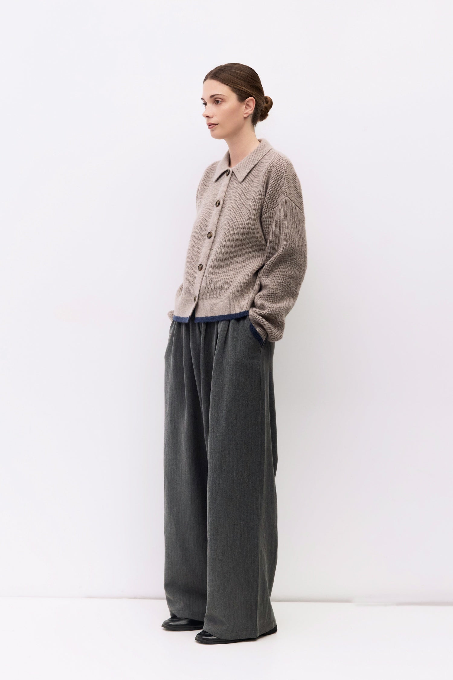 The Hans Cardigan | Contrast Hem Collared Cardigan