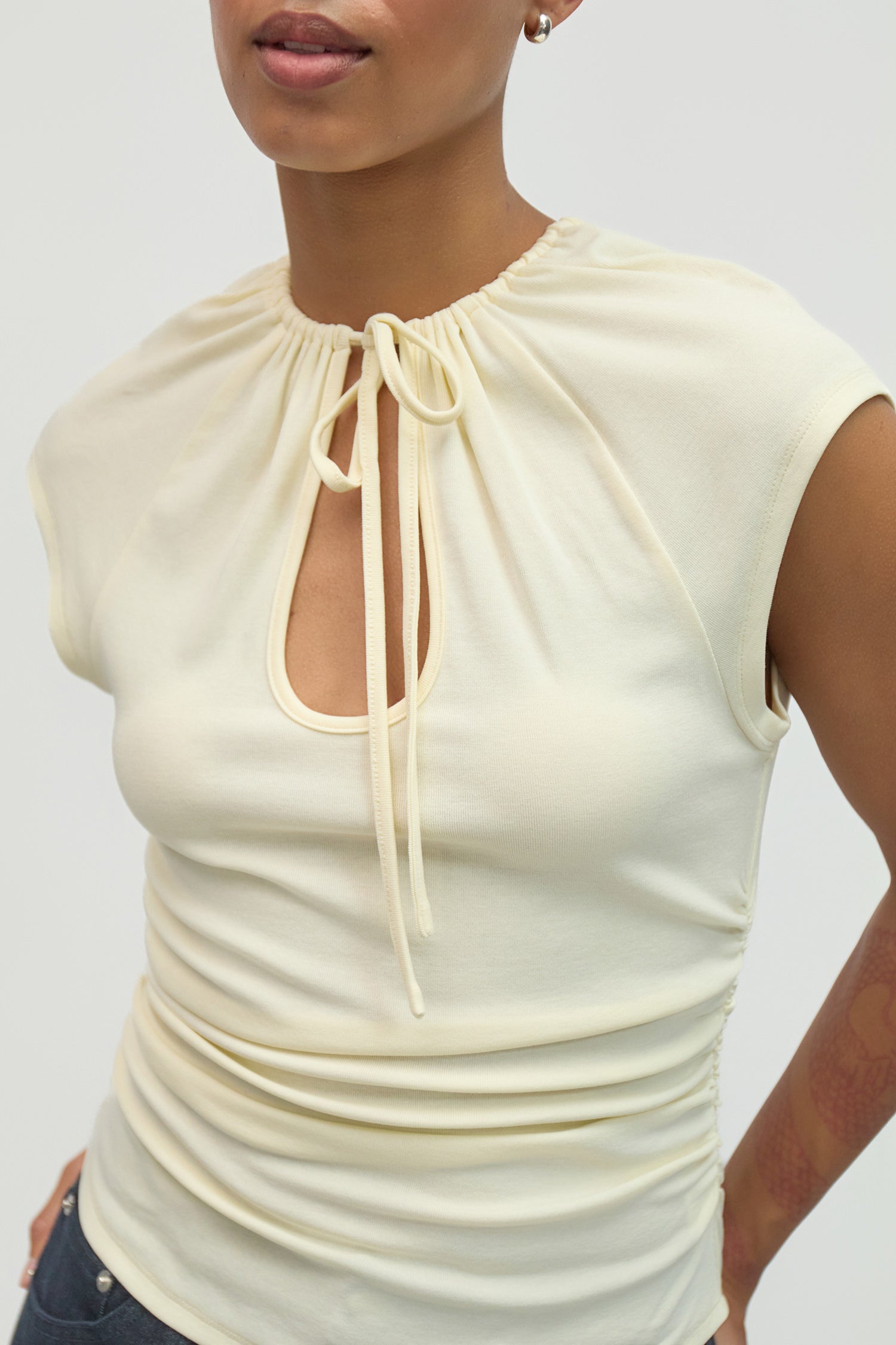 The Kelsi Top | Keyhole Raglan Knit Top
