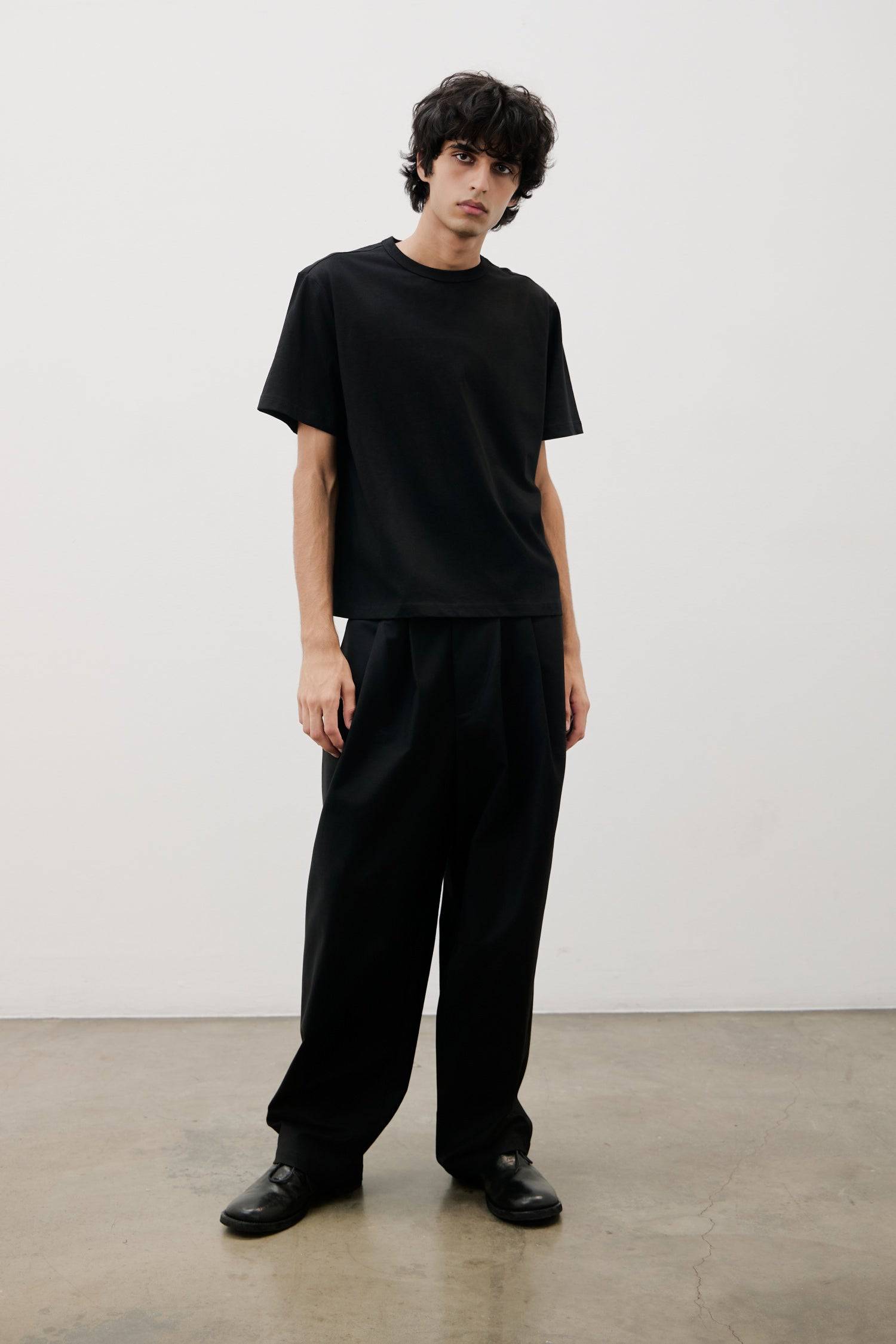 9094387925213, The Colin Top, Tops, Common Market, Basics,Black,Blue,Casual,cf-color-black,cf-color-white,cf-size-l,cf-size-m,cf-size-s,cf-size-xl,cf-size-xxl,cf-vendor-common-market,Charcoal,Comfortable,Everyday,Grey,Heather Grey,Men's,Ribbed,Ribbed Fabric,Ribbed Top,Short Sleeve,Solid,T-Shirt,Tee,Tops, Information The Colin Top is a relaxed-fit tee crafted from midweight cotton jersey for soft, everyday comfort. Featuring a classic crewneck and short sleeves, it’s a versatile essential for any wardrobe. D