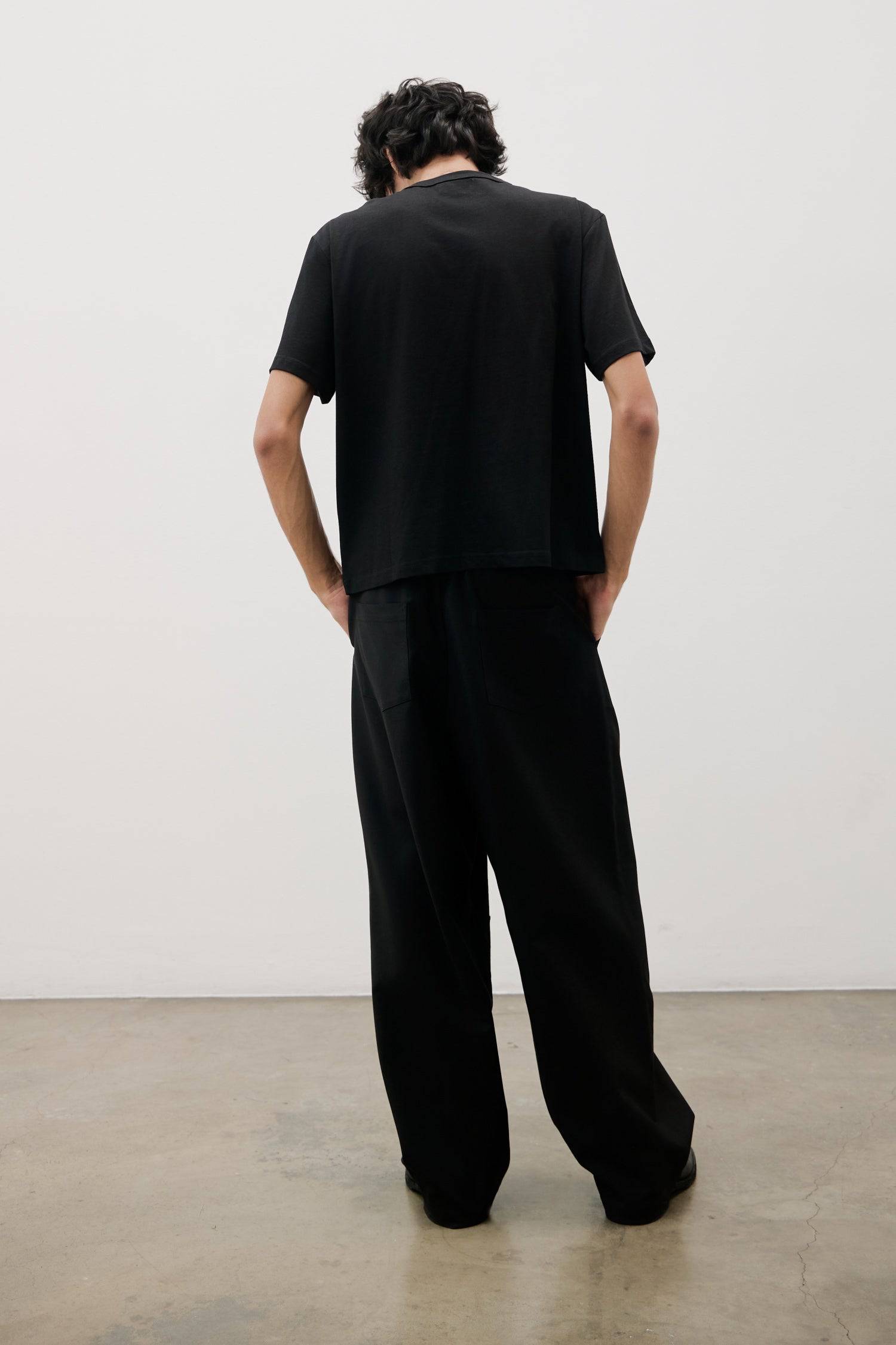 9094387925213, The Colin Top, Tops, Common Market, Basics,Black,Blue,Casual,cf-color-black,cf-color-white,cf-size-l,cf-size-m,cf-size-s,cf-size-xl,cf-size-xxl,cf-vendor-common-market,Charcoal,Comfortable,Everyday,Grey,Heather Grey,Men's,Ribbed,Ribbed Fabric,Ribbed Top,Short Sleeve,Solid,T-Shirt,Tee,Tops, Information The Colin Top is a relaxed-fit tee crafted from midweight cotton jersey for soft, everyday comfort. Featuring a classic crewneck and short sleeves, it’s a versatile essential for any wardrobe. D