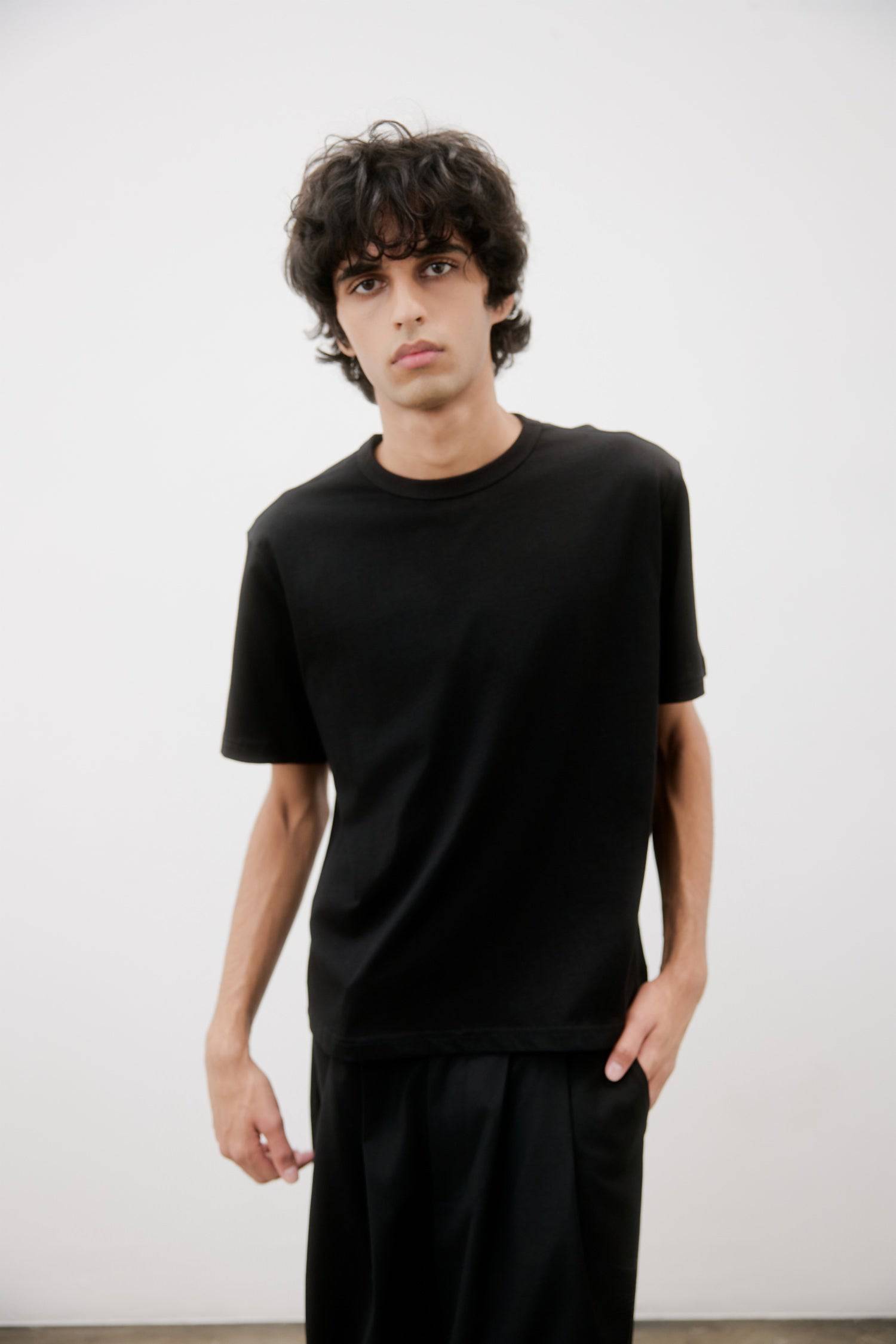 9094387925213, The Colin Top, Tops, Common Market, Basics,Black,Blue,Casual,cf-color-black,cf-color-white,cf-size-l,cf-size-m,cf-size-s,cf-size-xl,cf-size-xxl,cf-vendor-common-market,Charcoal,Comfortable,Everyday,Grey,Heather Grey,Men's,Ribbed,Ribbed Fabric,Ribbed Top,Short Sleeve,Solid,T-Shirt,Tee,Tops, Information The Colin Top is a relaxed-fit tee crafted from midweight cotton jersey for soft, everyday comfort. Featuring a classic crewneck and short sleeves, it’s a versatile essential for any wardrobe. D