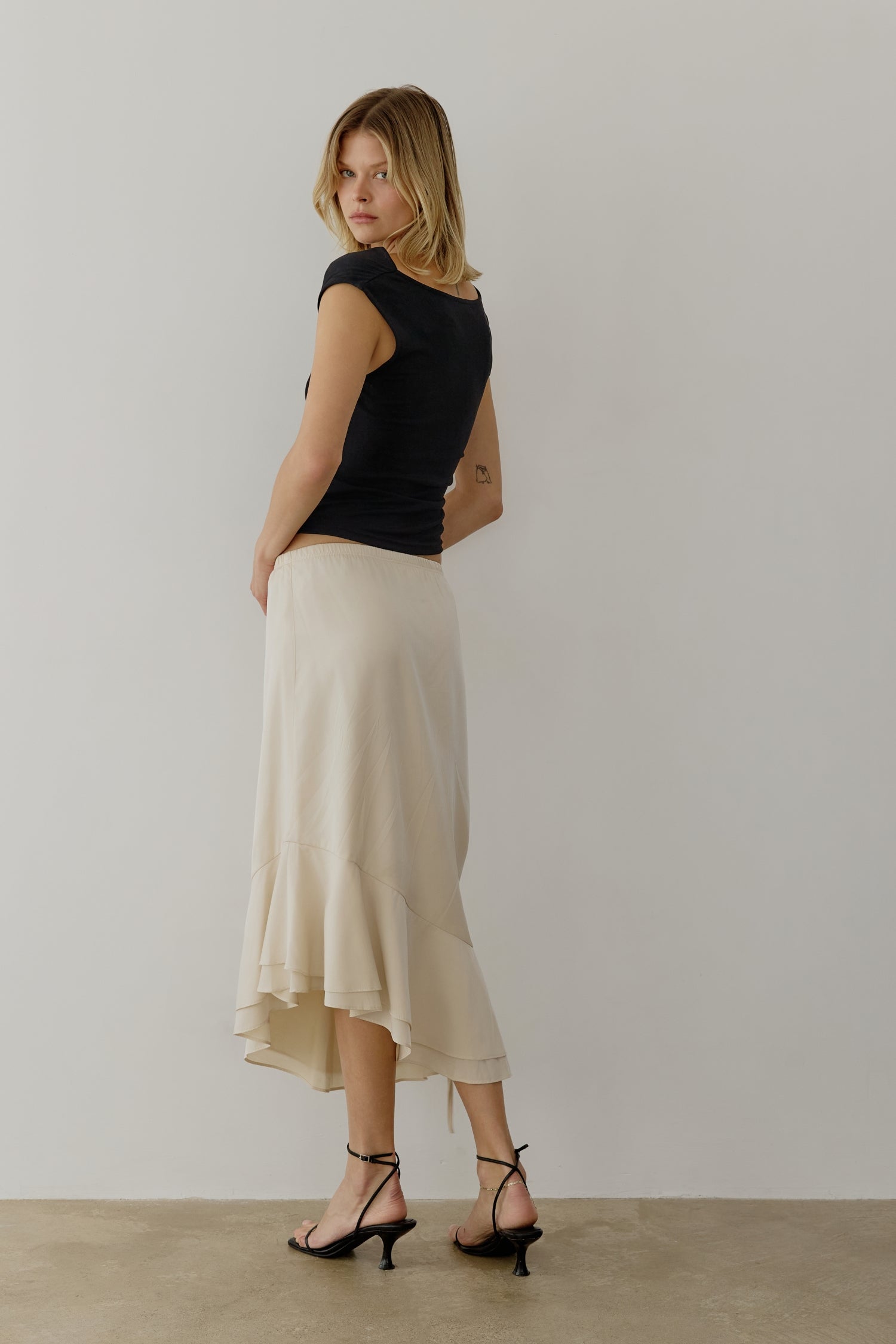 The Ali Top - Mod Ref | Common Market