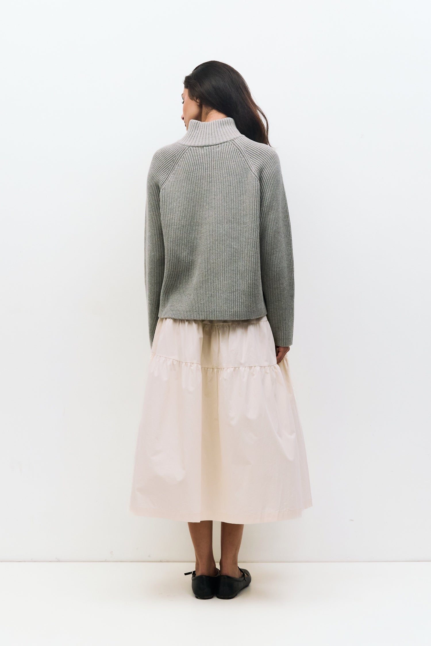 The Jules Sweater - Outerwear | Mod Ref | Common Market