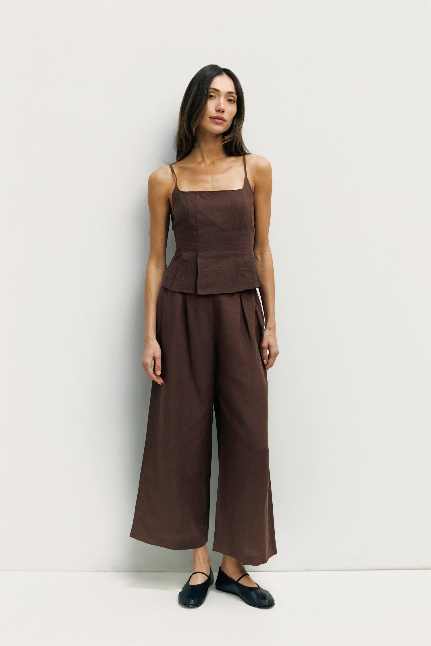 The Jocelyn Top | Pleated Linen Tank