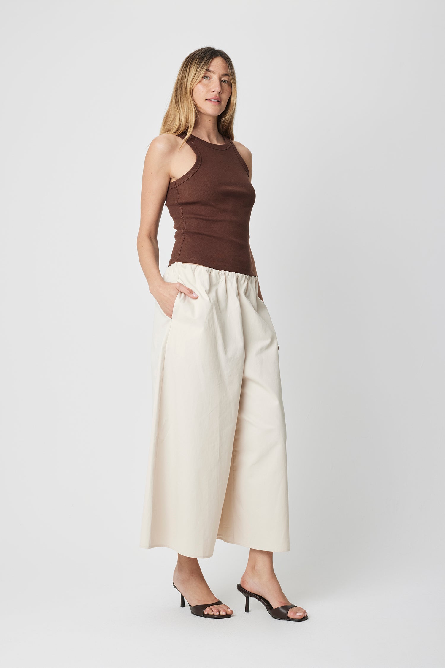 The Alia Top