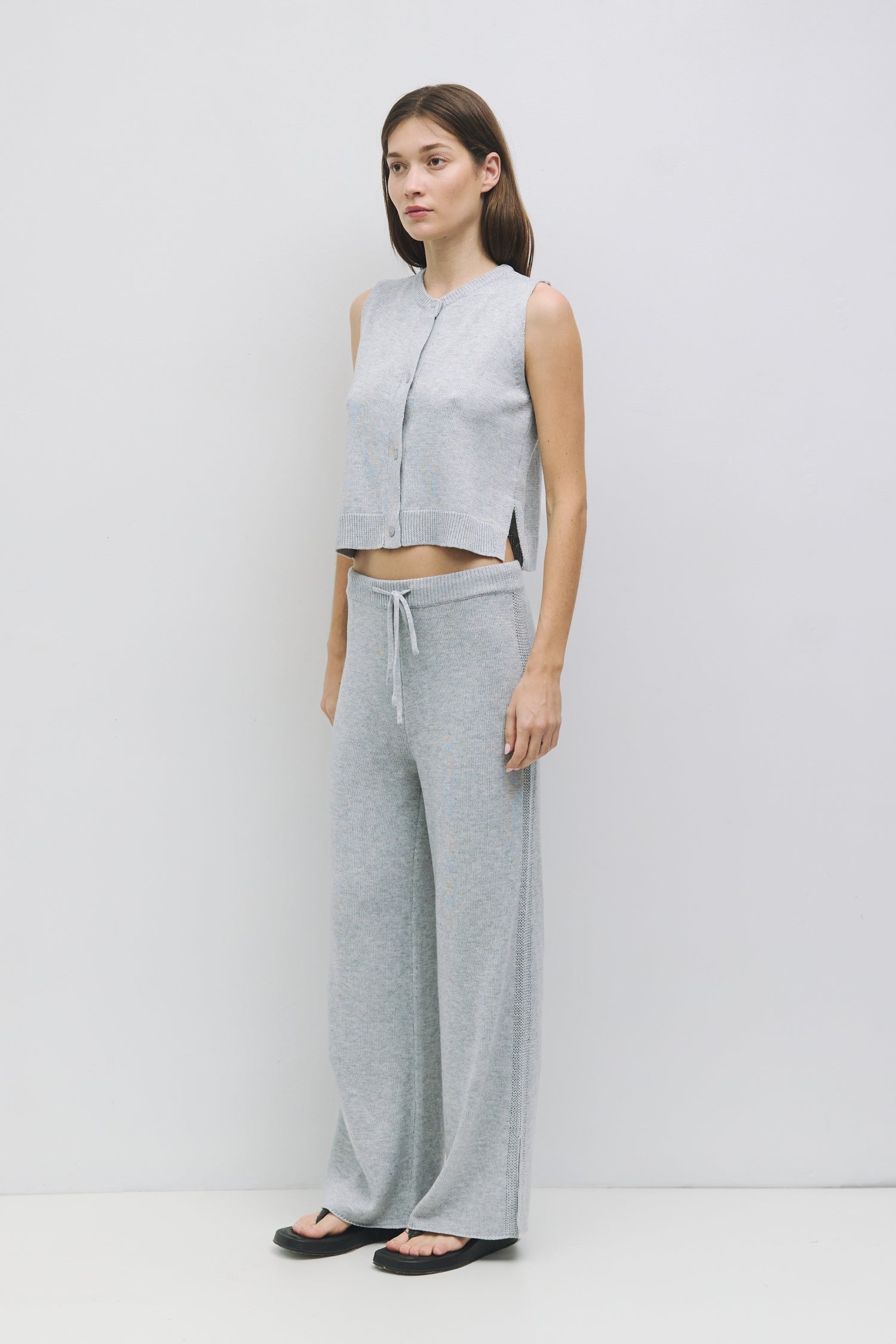 The Ona Vest - Mod Ref | Common Market
