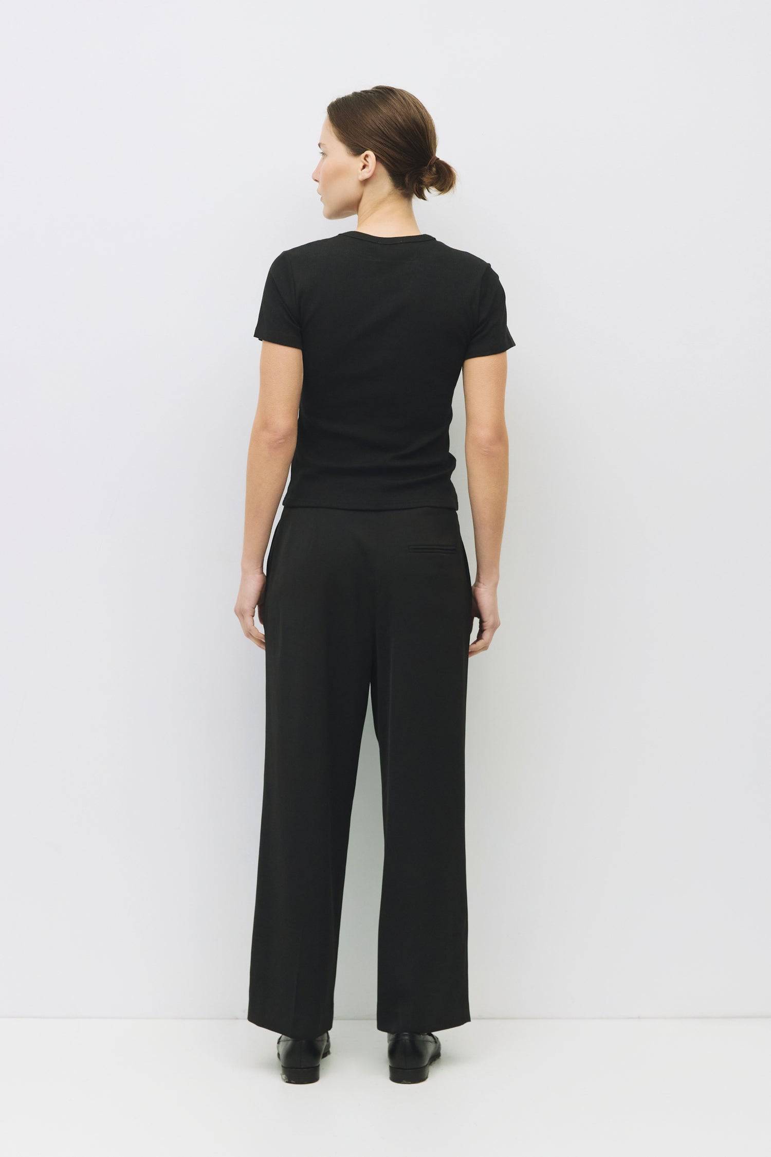 8983731699933, The Miller Top, Tops, Mod Ref, 90s,Basic,Basics,Black,Blue,Casual,cf-color-black,cf-color-blue,cf-color-white,cf-size-l,cf-size-m,cf-size-s,cf-vendor-mod-ref,Comfortable,Crew Neck,Crew Neckline,Everyday,Form Fitting,Ribbed,Ribbed Fabric,Ribbed Top,Short Sleeve,Spring,stretch,Stretchy,Summer,Tee,Tops,Transitional,white,Women's, Information The Miller Top is a short-sleeve ribbed tee made from a heavy-weight knit for a structured, comfortable fit. With its classic round neckline, it’s a versati