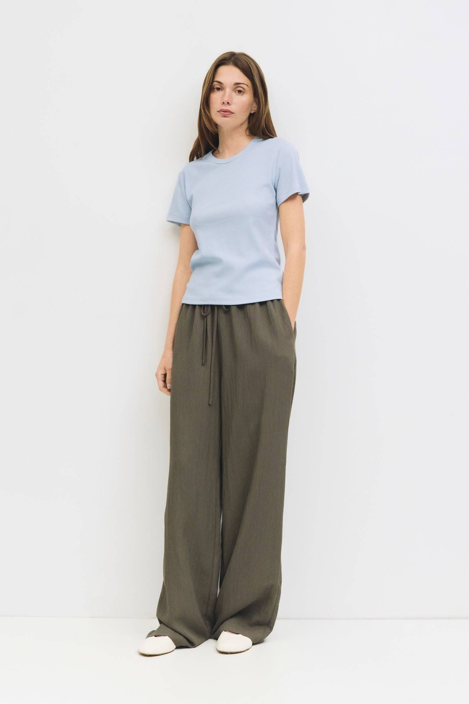 8983731699933, The Miller Top, Tops, Mod Ref, 90s,Basic,Basics,Black,Blue,Casual,cf-color-black,cf-color-blue,cf-color-white,cf-size-l,cf-size-m,cf-size-s,cf-vendor-mod-ref,Comfortable,Crew Neck,Crew Neckline,Everyday,Form Fitting,Ribbed,Ribbed Fabric,Ribbed Top,Short Sleeve,Spring,stretch,Stretchy,Summer,Tee,Tops,Transitional,white,Women's, Information The Miller Top is a short-sleeve ribbed tee made from a heavy-weight knit for a structured, comfortable fit. With its classic round neckline, it’s a versati