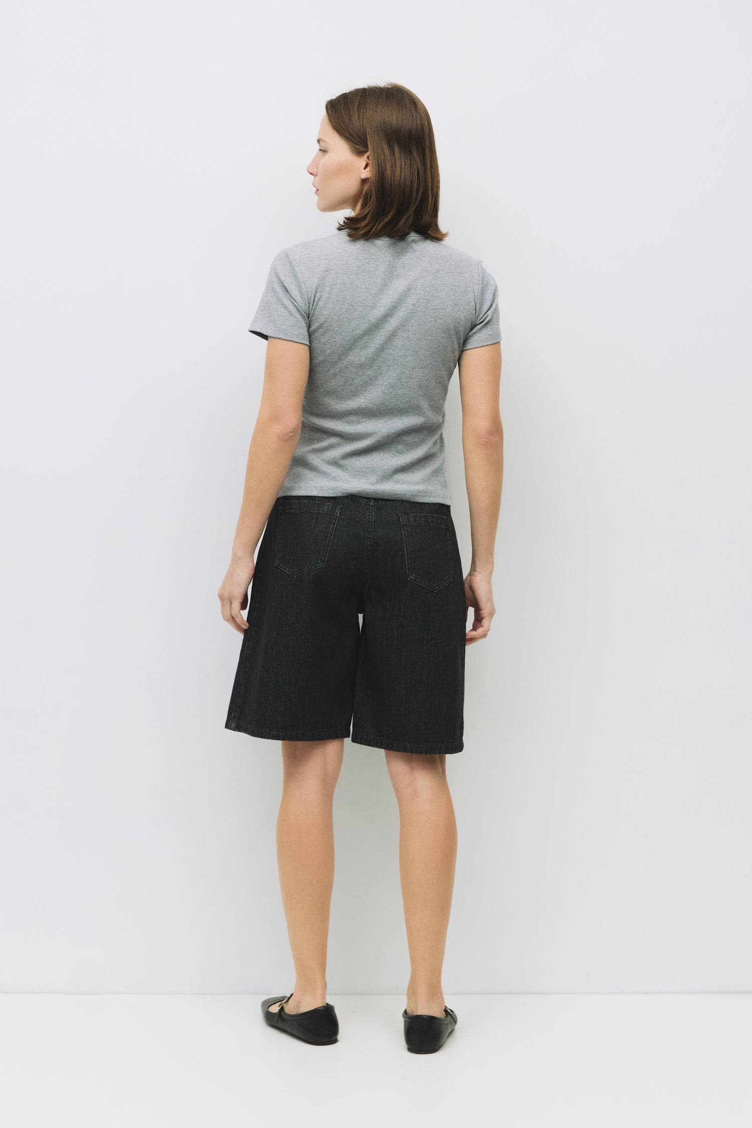 8983731699933, The Miller Top, Tops, Mod Ref, 90s,Basic,Basics,Black,Blue,Casual,cf-color-black,cf-color-blue,cf-color-white,cf-size-l,cf-size-m,cf-size-s,cf-vendor-mod-ref,Comfortable,Crew Neck,Crew Neckline,Everyday,Form Fitting,Ribbed,Ribbed Fabric,Ribbed Top,Short Sleeve,Spring,stretch,Stretchy,Summer,Tee,Tops,Transitional,white,Women's, Information The Miller Top is a short-sleeve ribbed tee made from a heavy-weight knit for a structured, comfortable fit. With its classic round neckline, it’s a versati