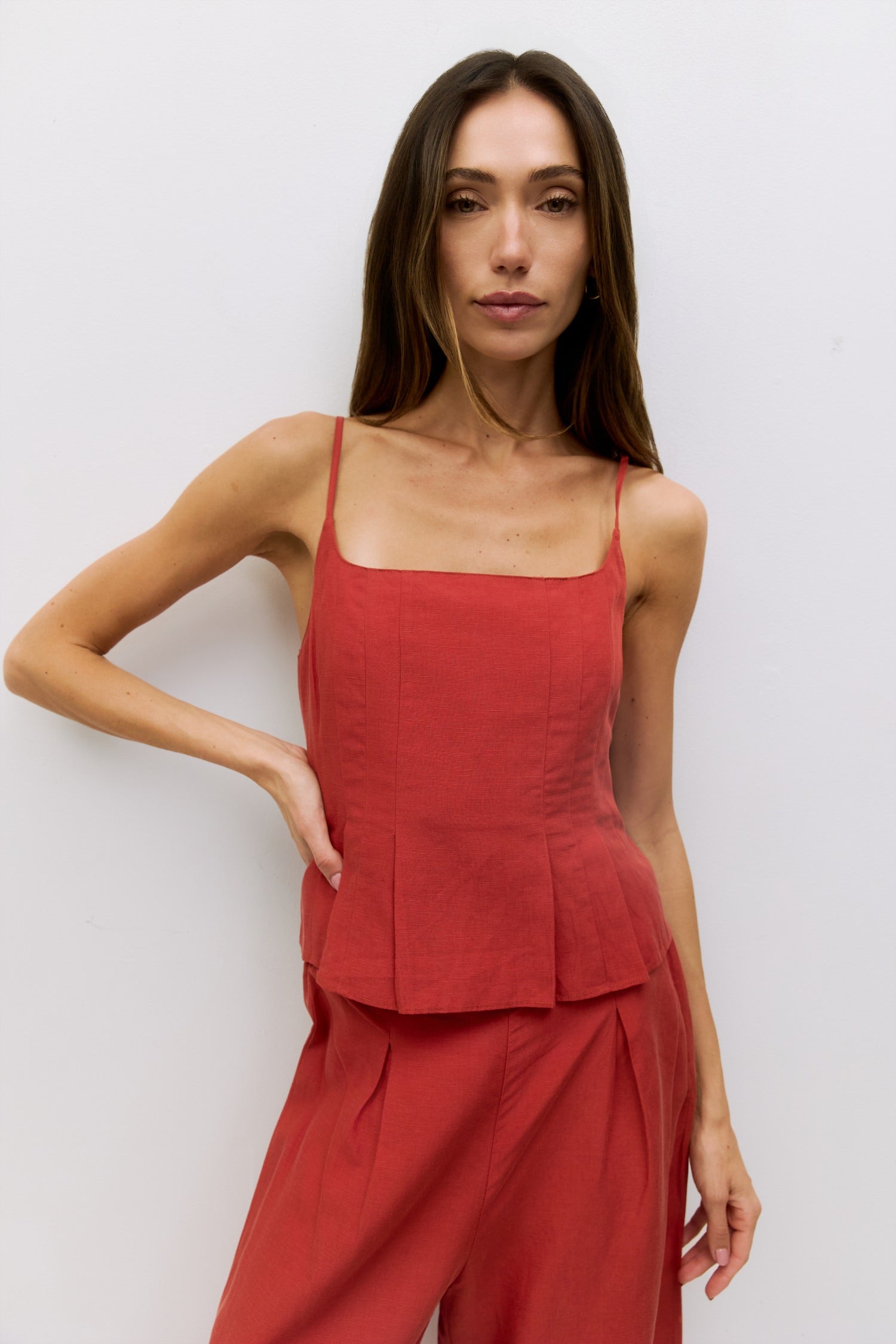 The Jocelyn Top | Pleated Linen Tank